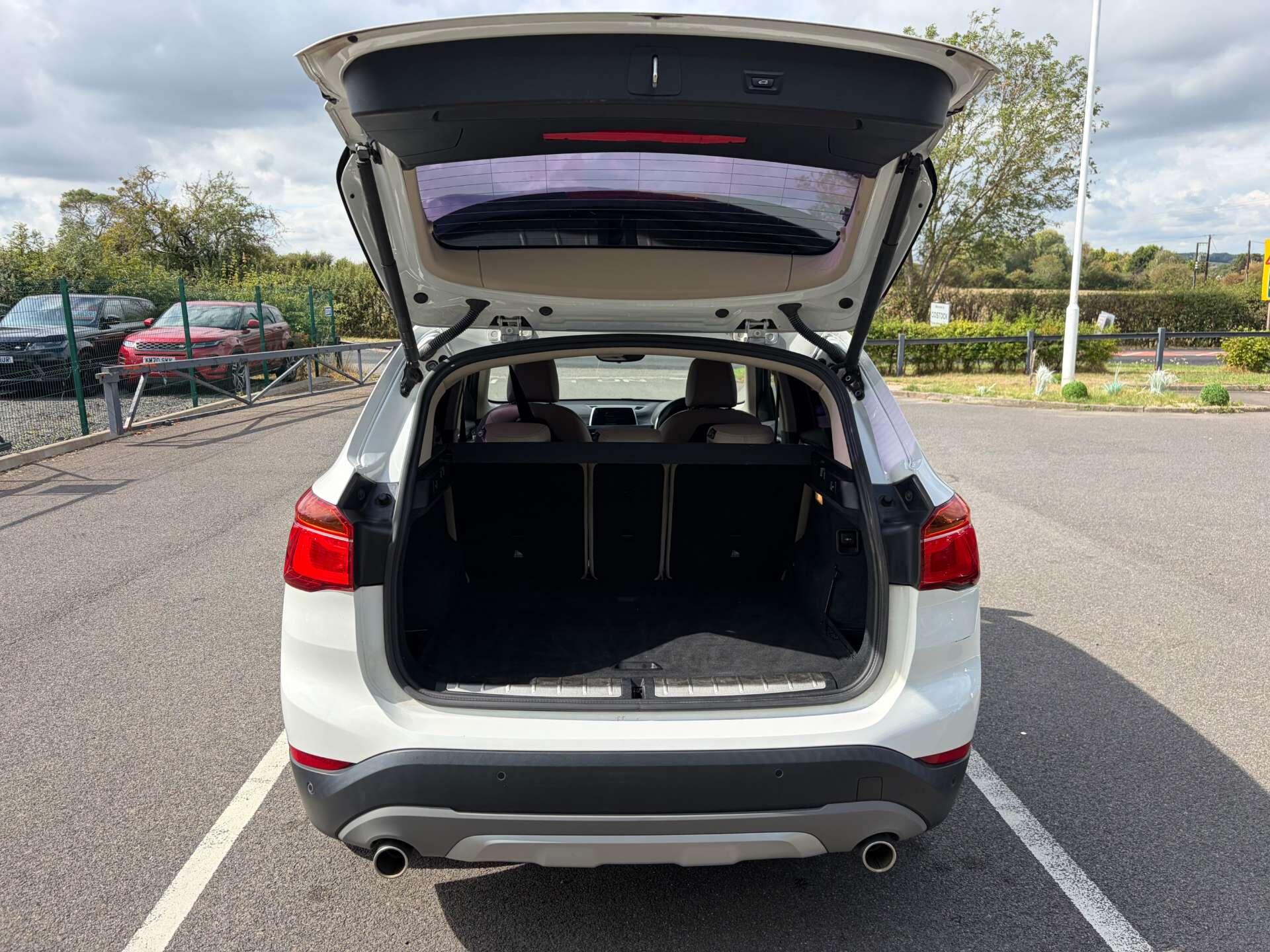 BMW X1 view 24