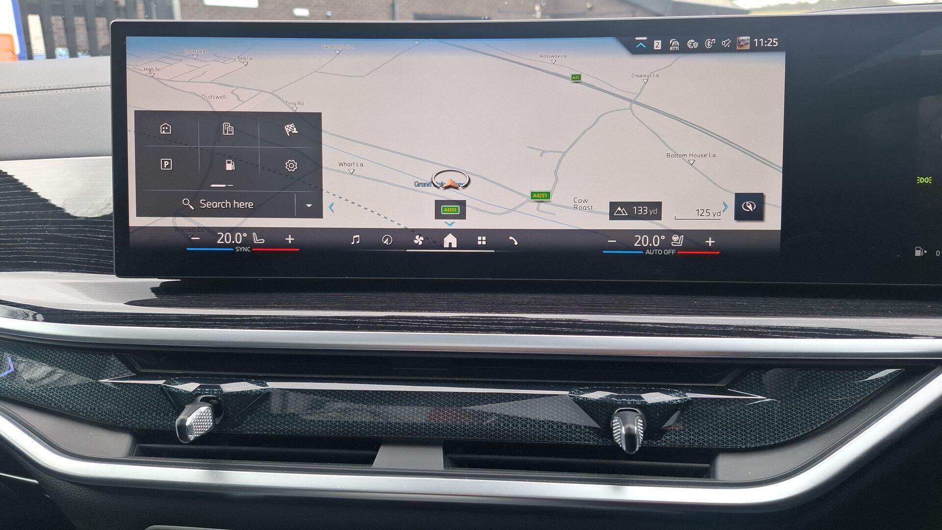 BMW X5 view 32