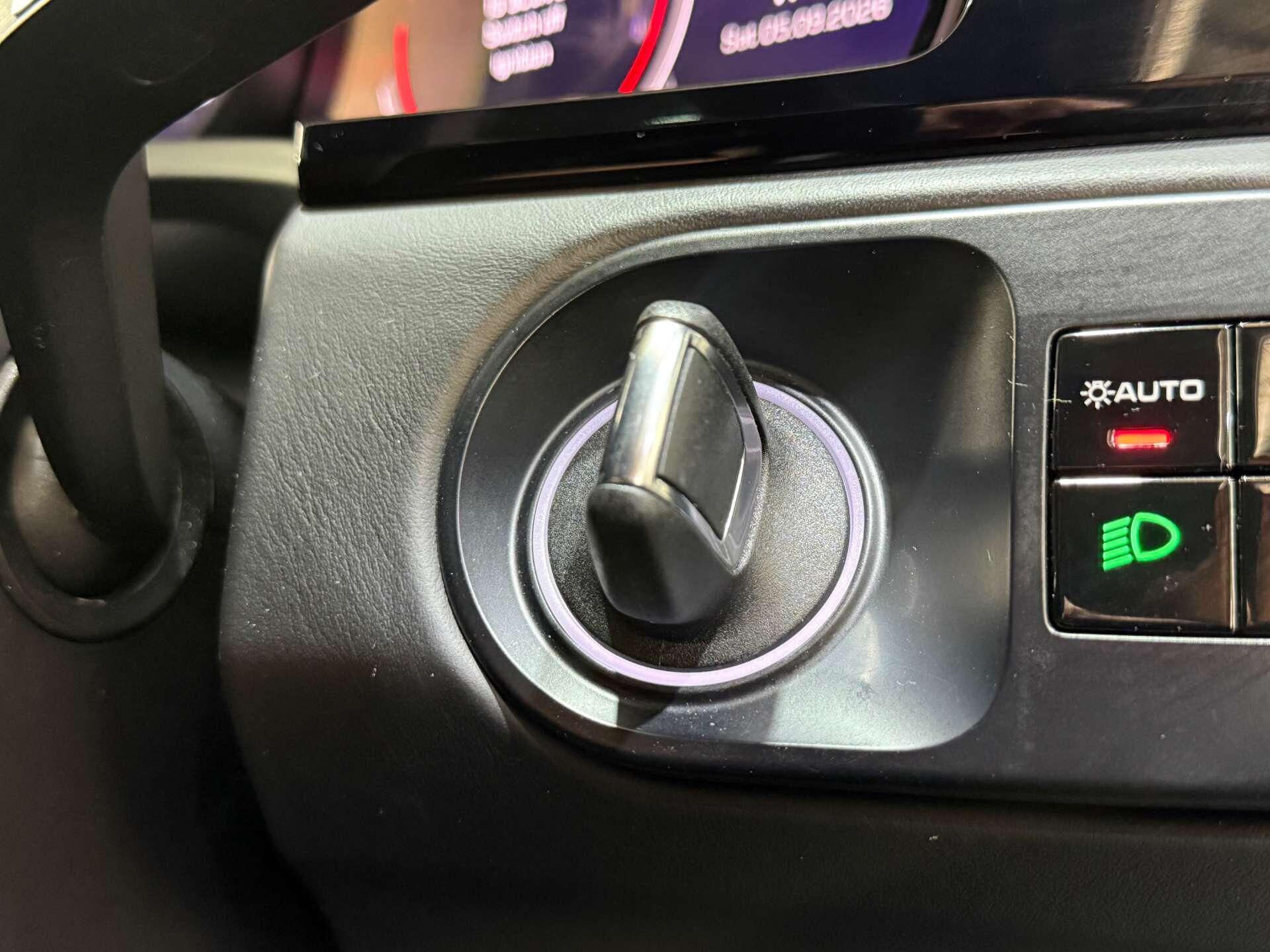 Porsche Cayenne view 47
