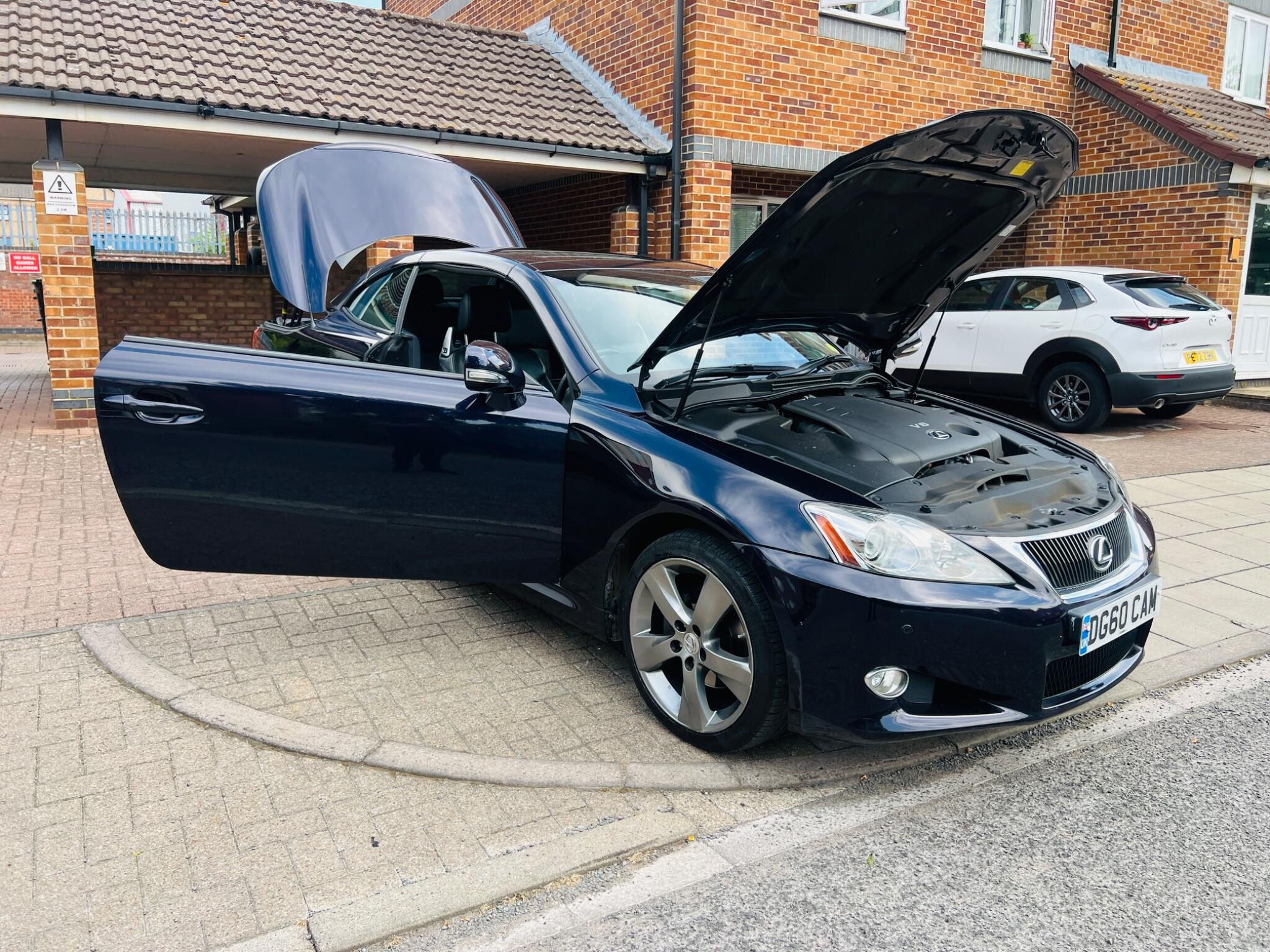 Lexus Is view 13