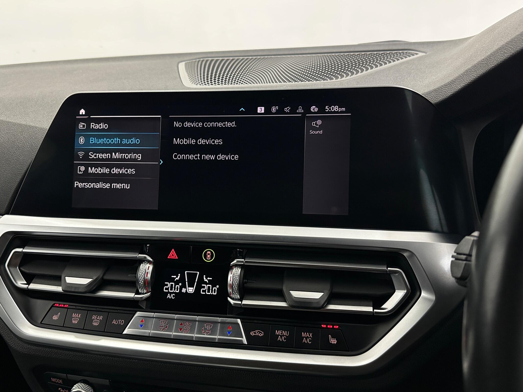 BMW 3 Series view 26