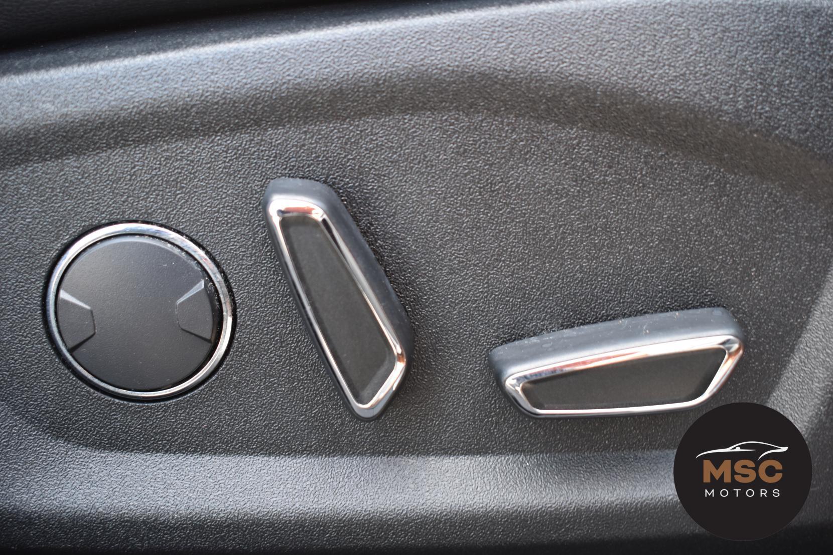 Ford Edge view 31