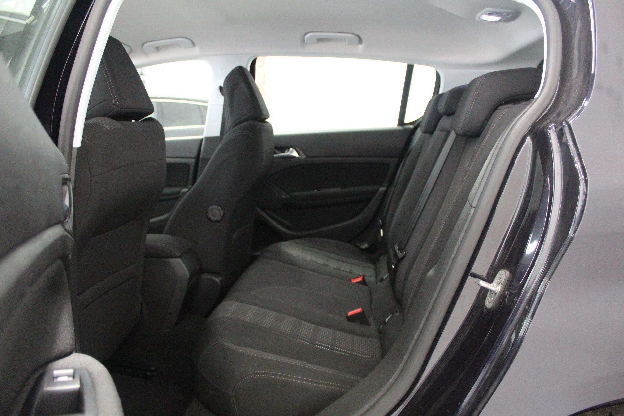 Peugeot 308 view 49