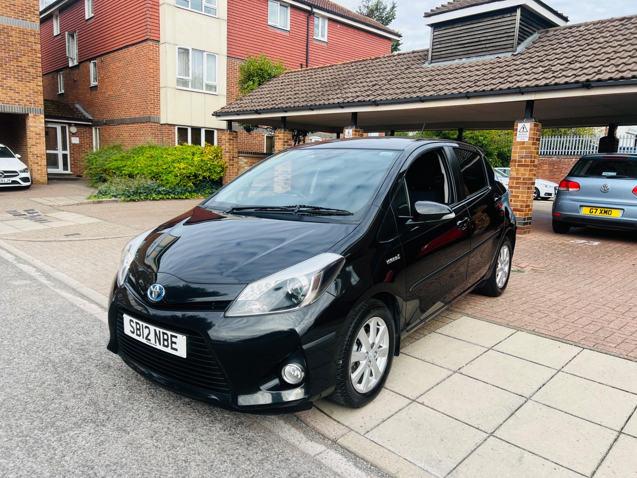 Toyota Yaris view 14