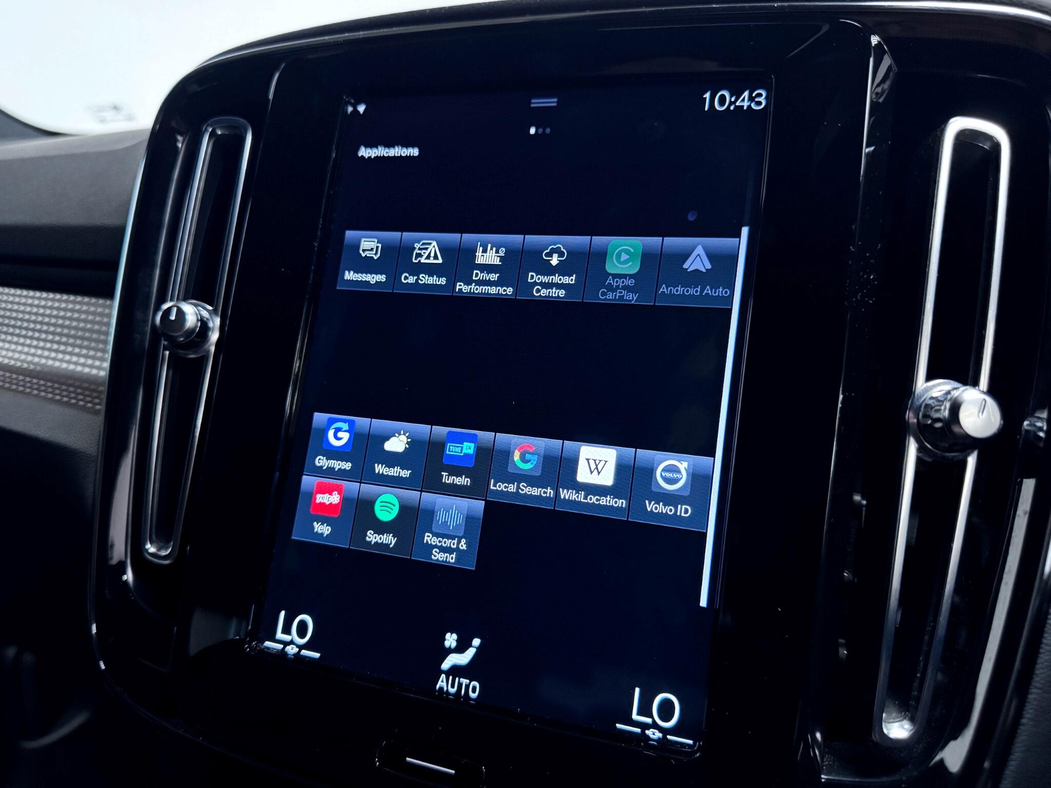 Volvo XC40 view 39