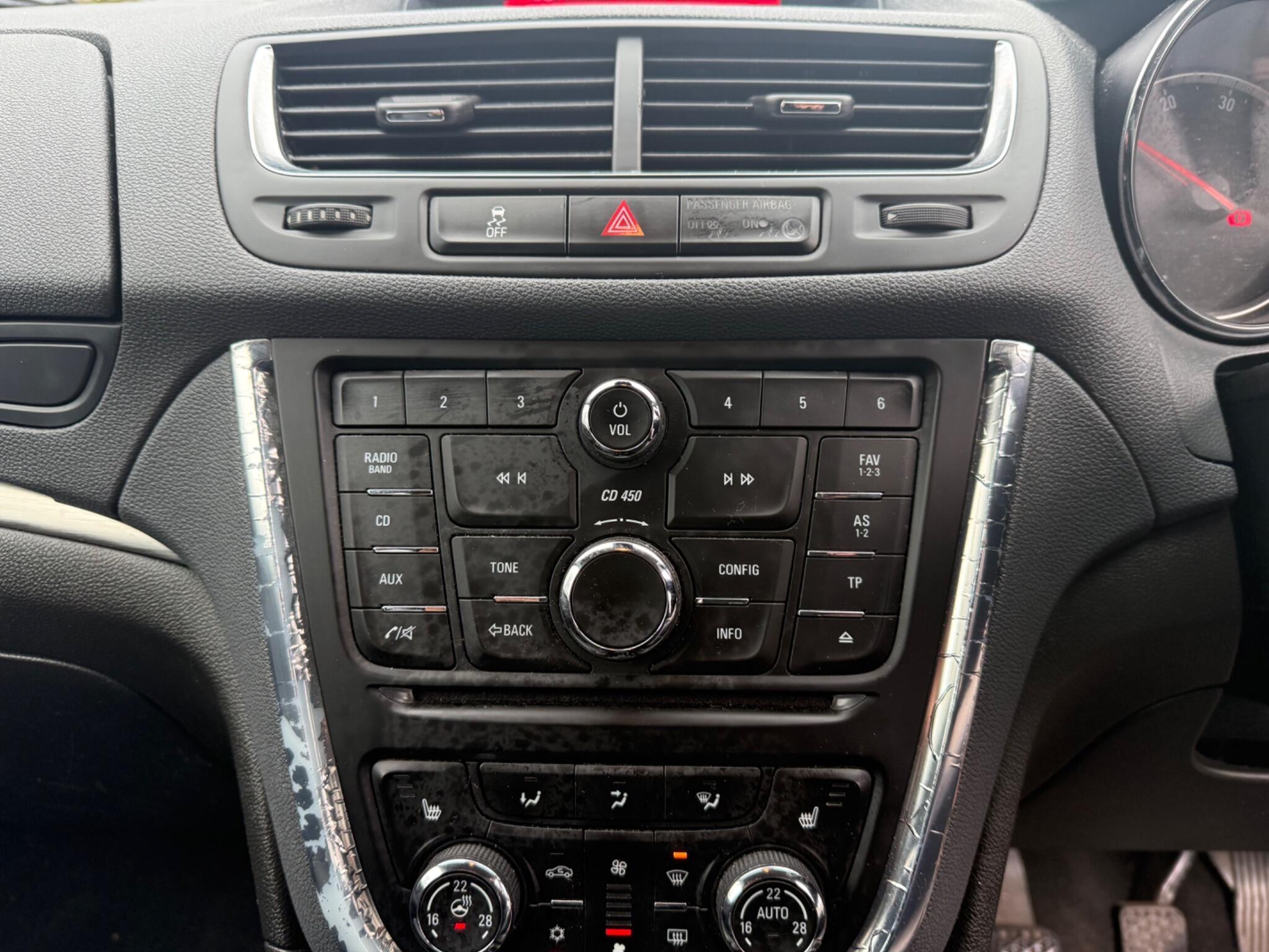 2016 Vauxhall Mokka image 18