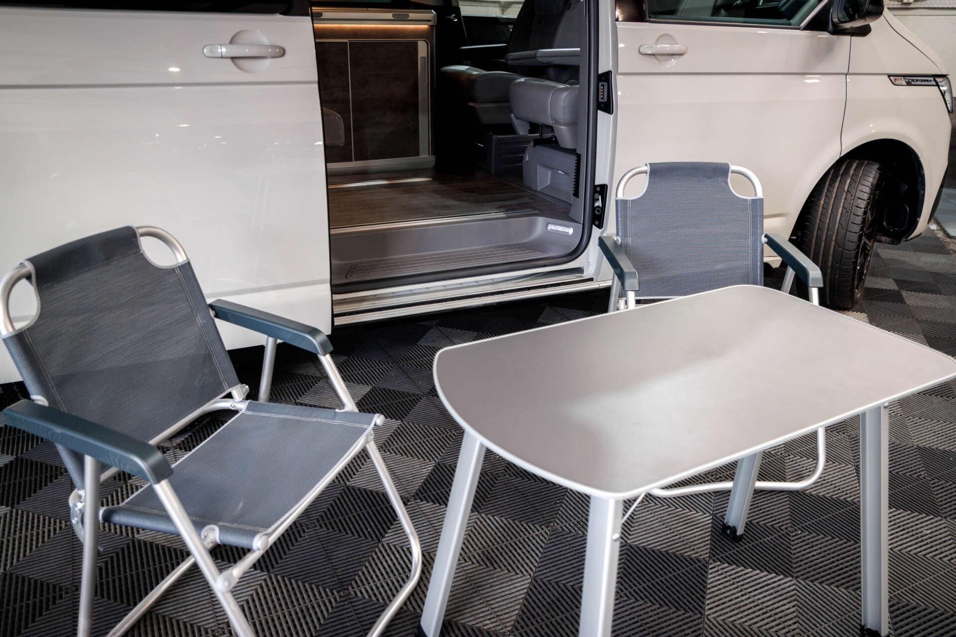 Volkswagen California view 15