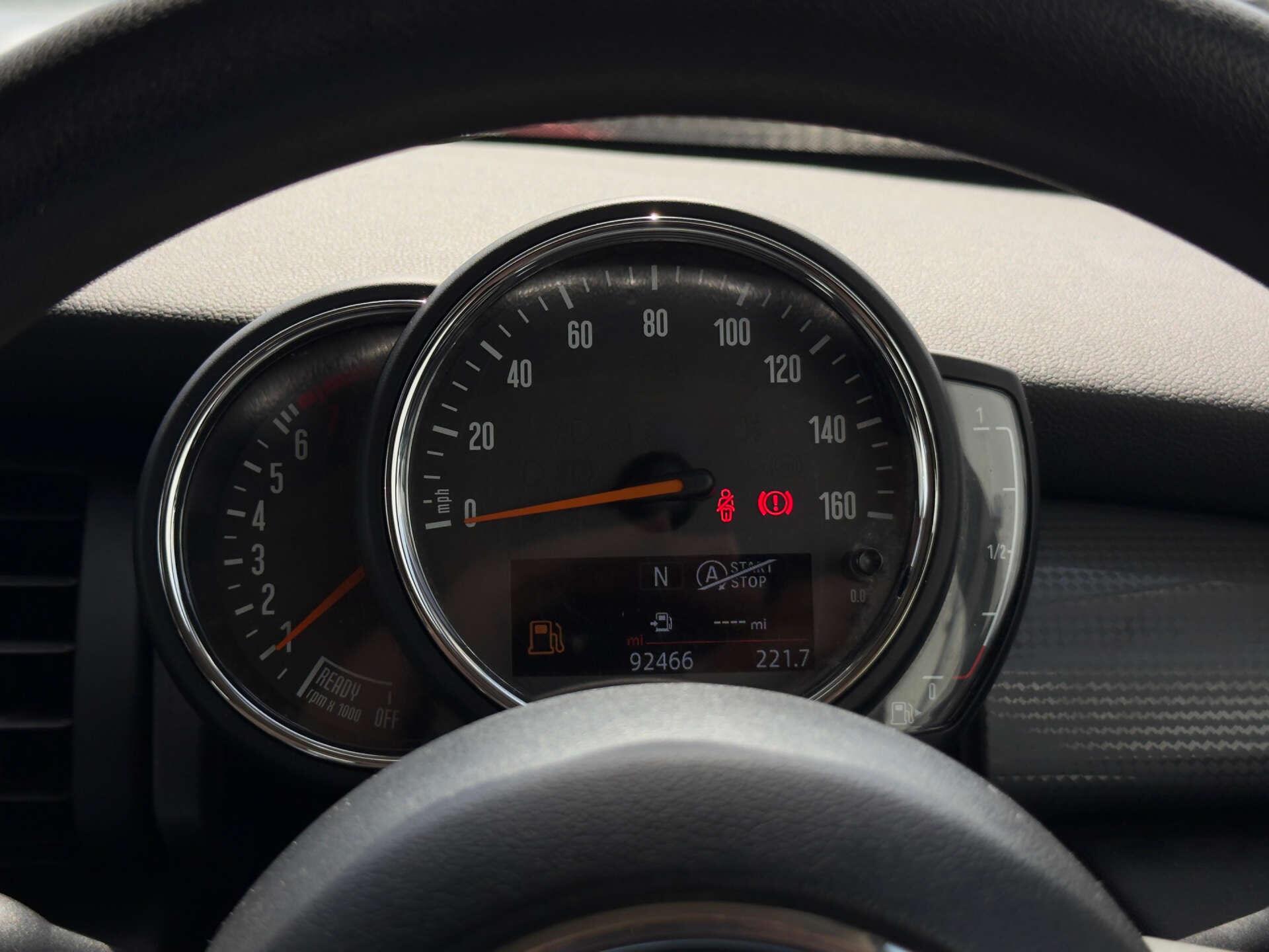 Mini Cooper view 52