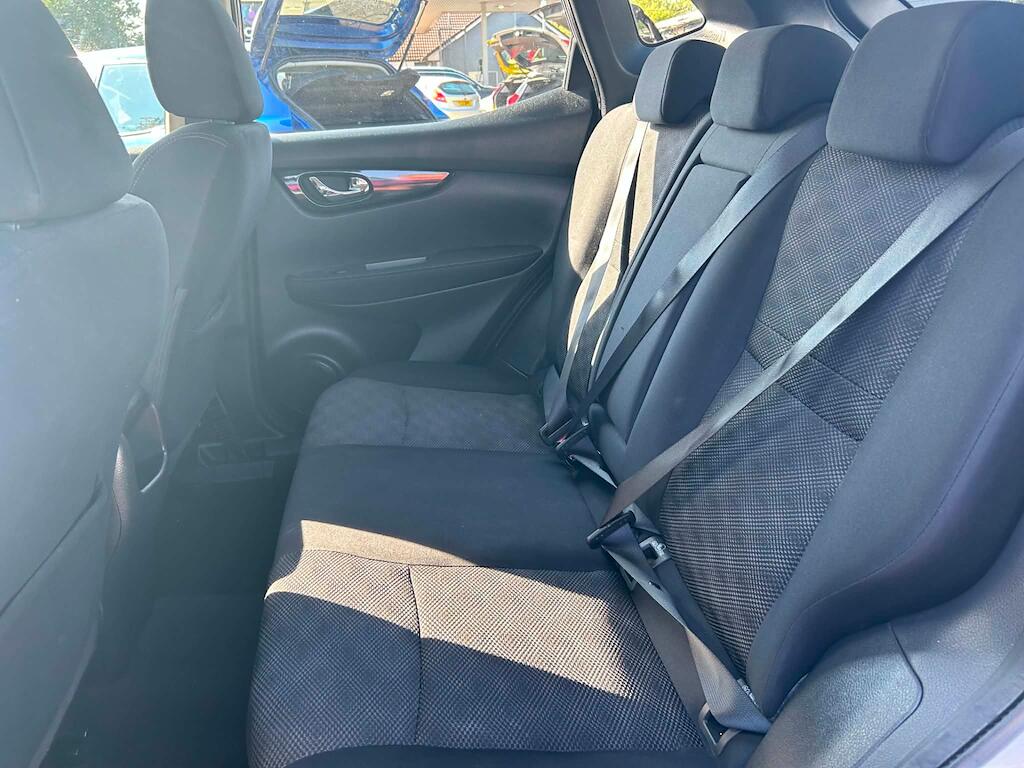 Nissan Qashqai view 16