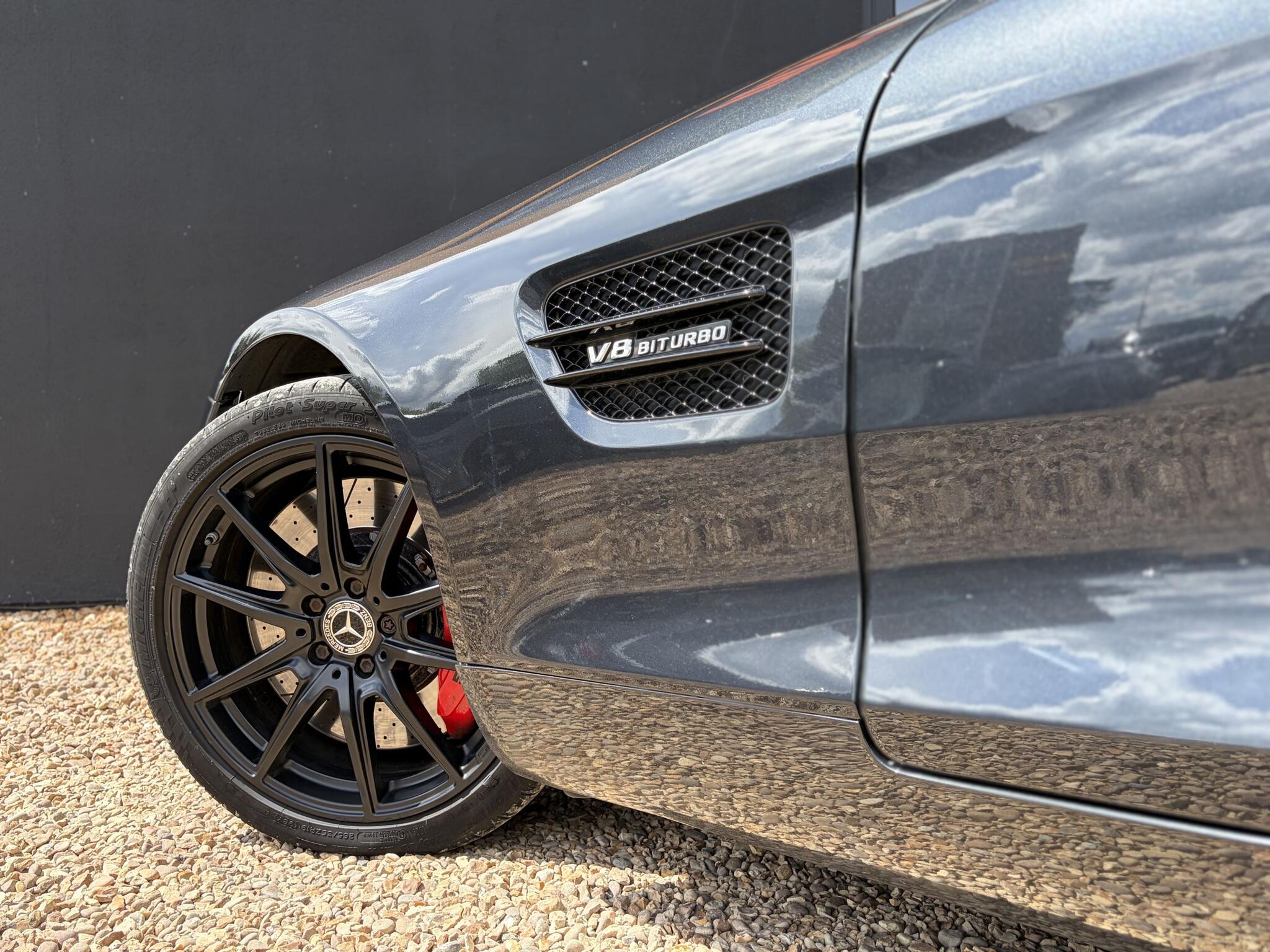 Mercedes-Benz Amg GT view 8
