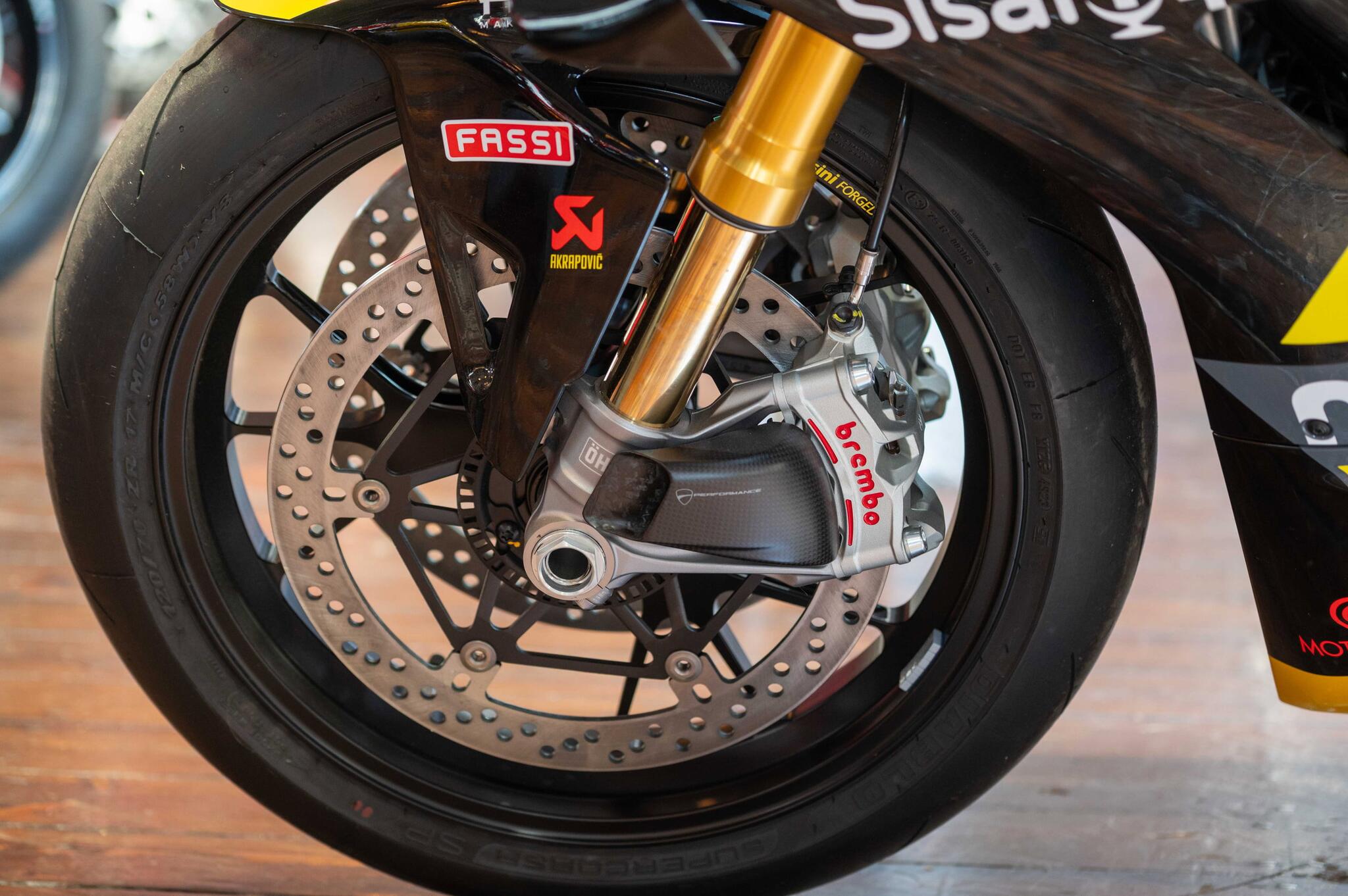 Ducati Panigale V4 view 16