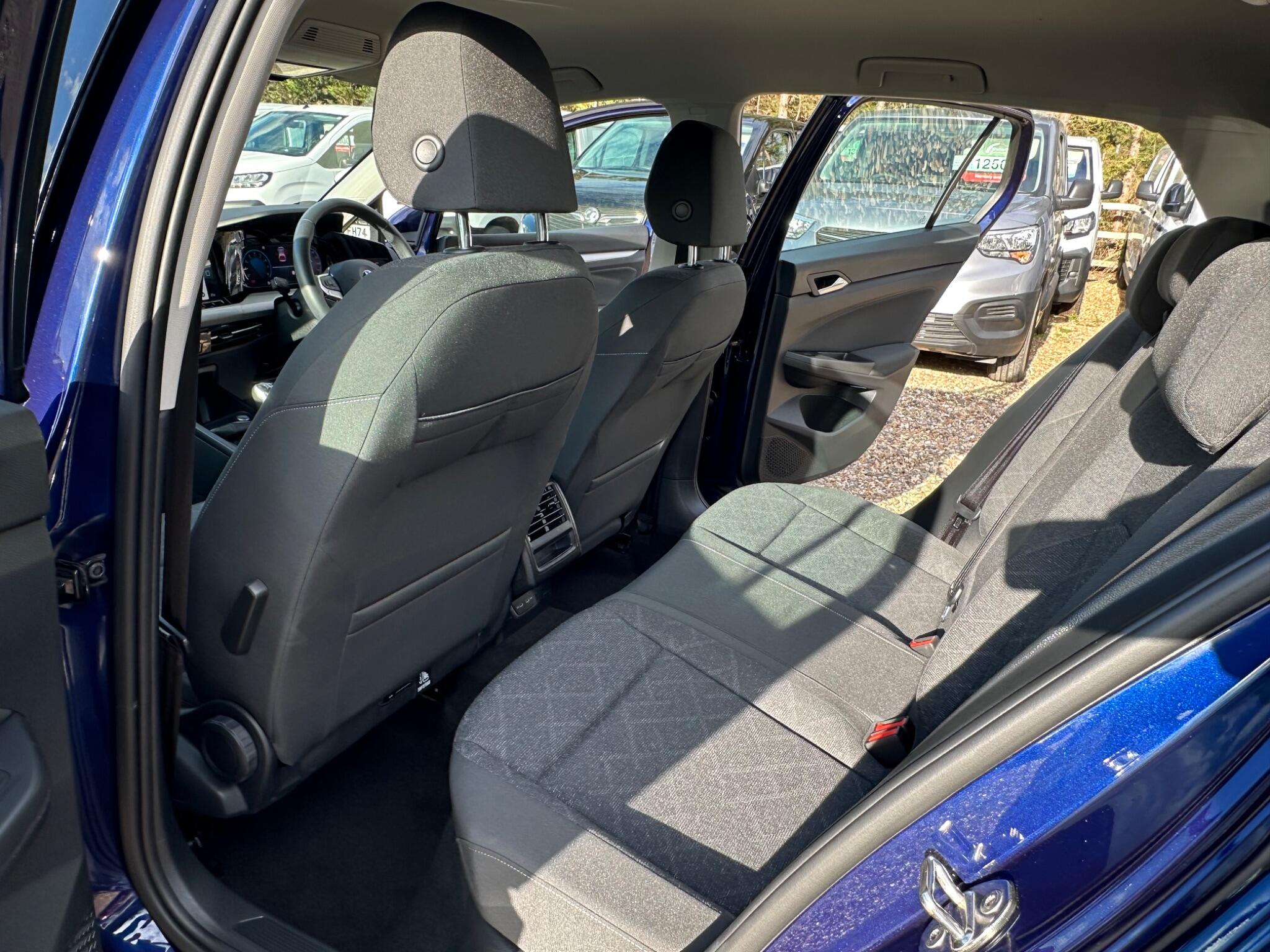 Volkswagen Golf view 18