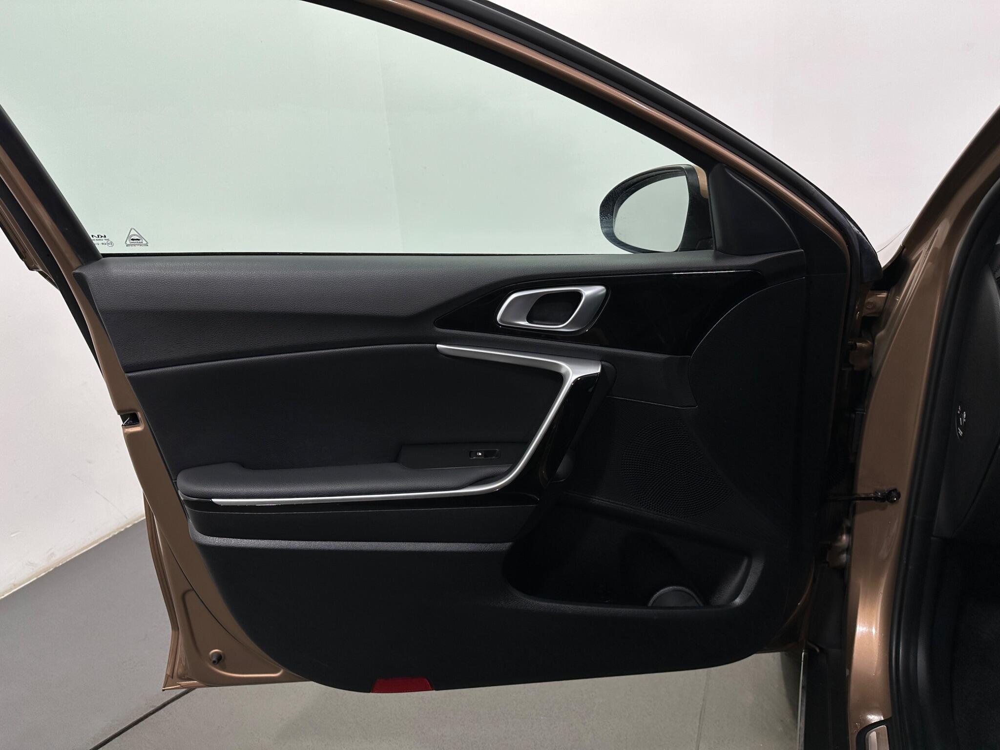Kia Xceed view 36
