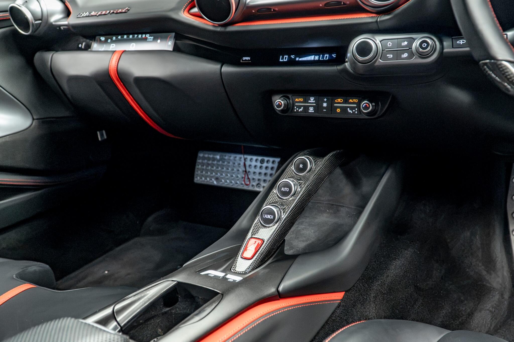 Ferrari 812 view 24
