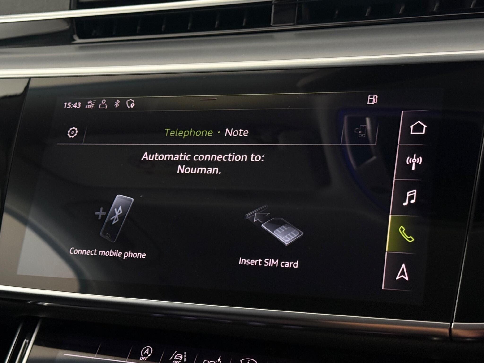 Audi A8 view 27