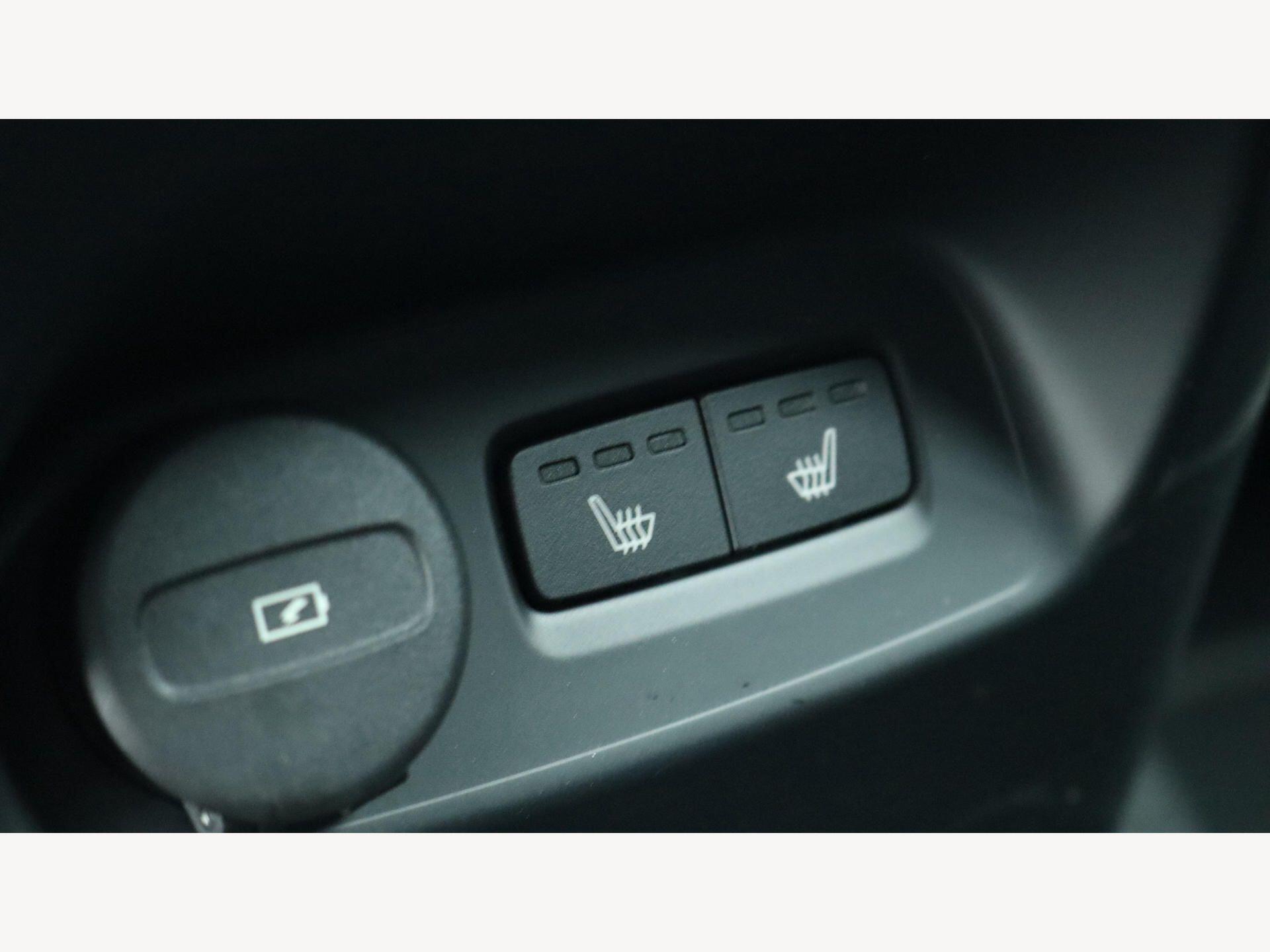 Volvo XC40 view 33
