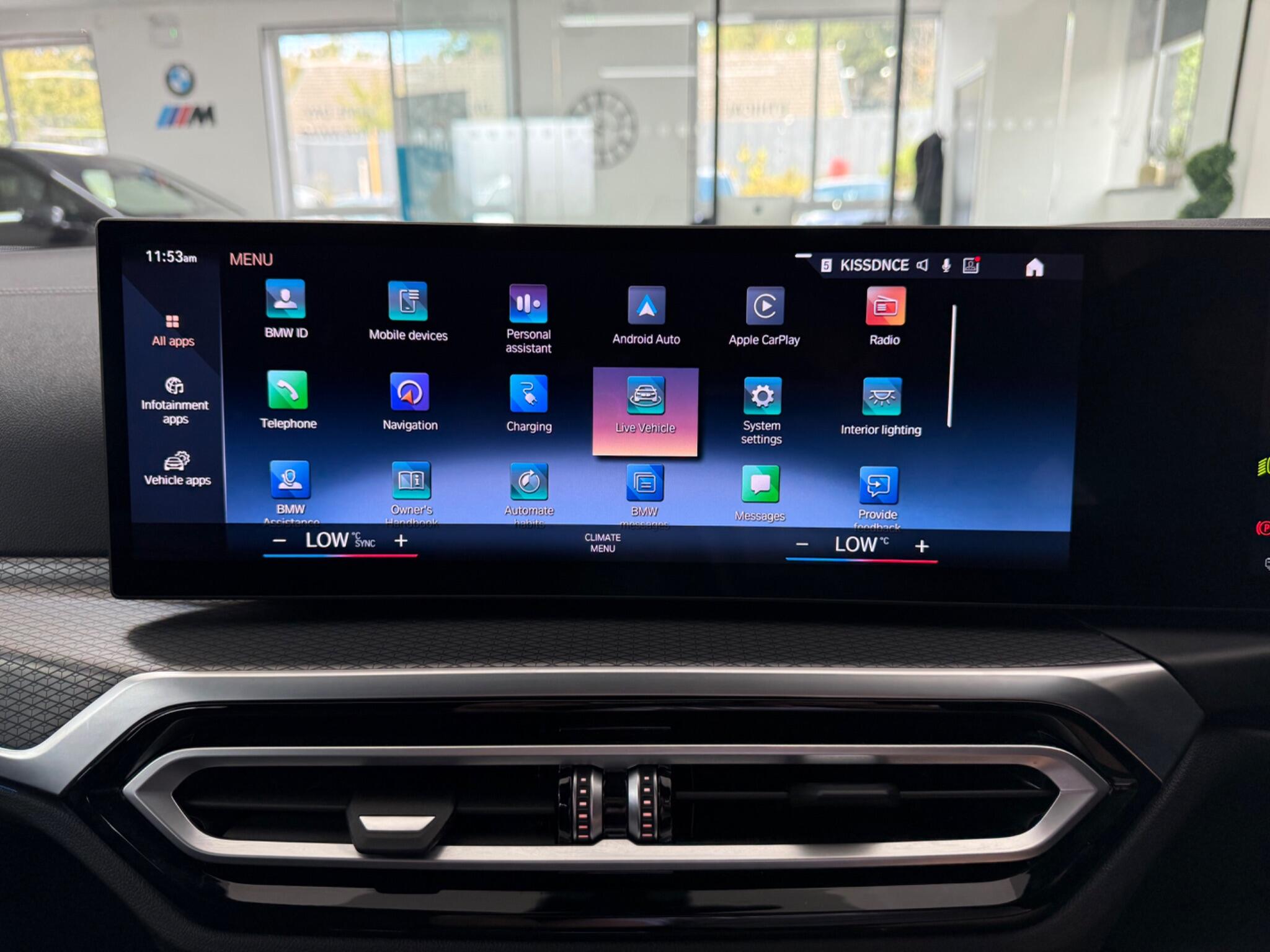 BMW I4 view 12