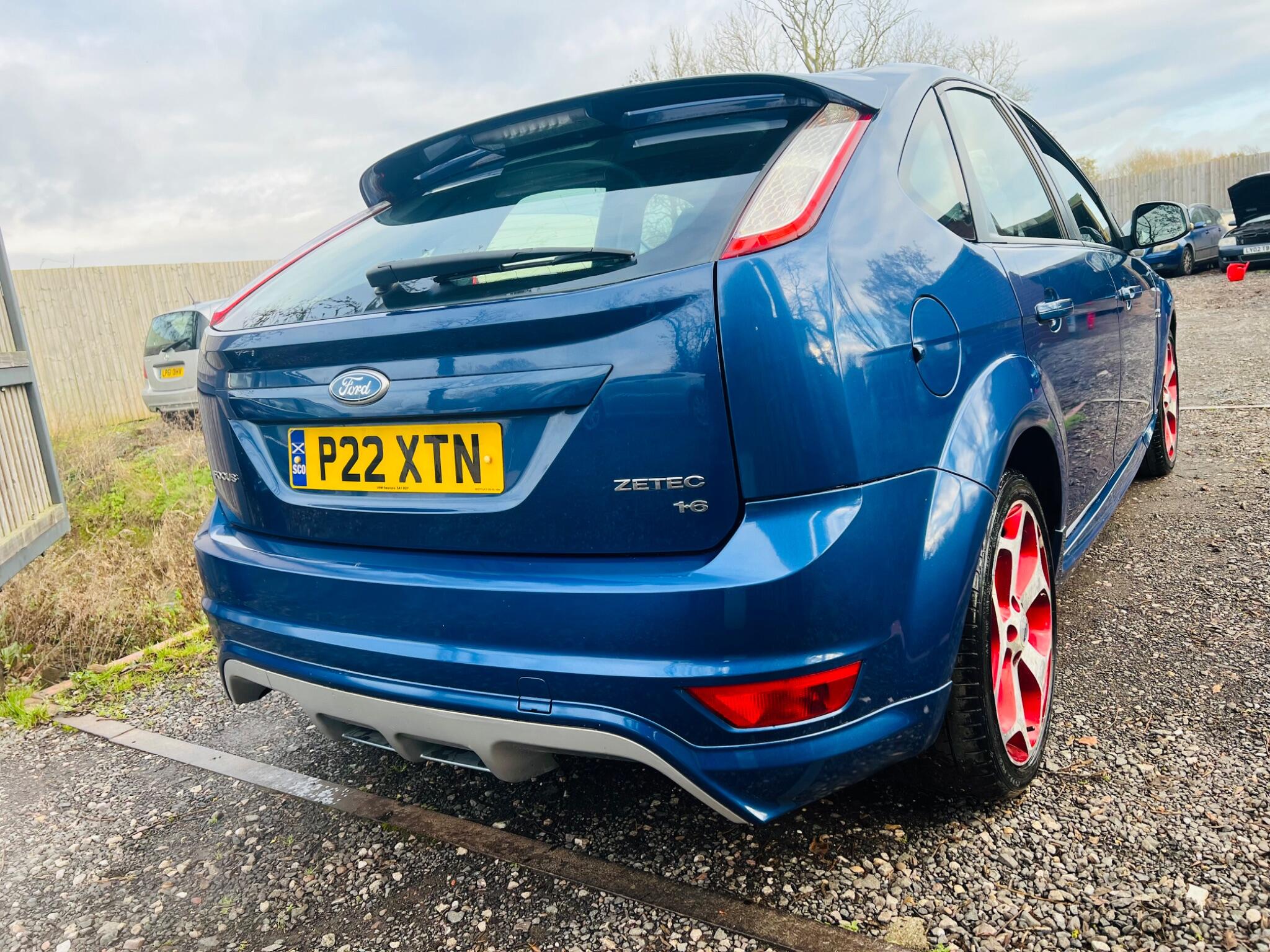 2009 Ford Focus image 6