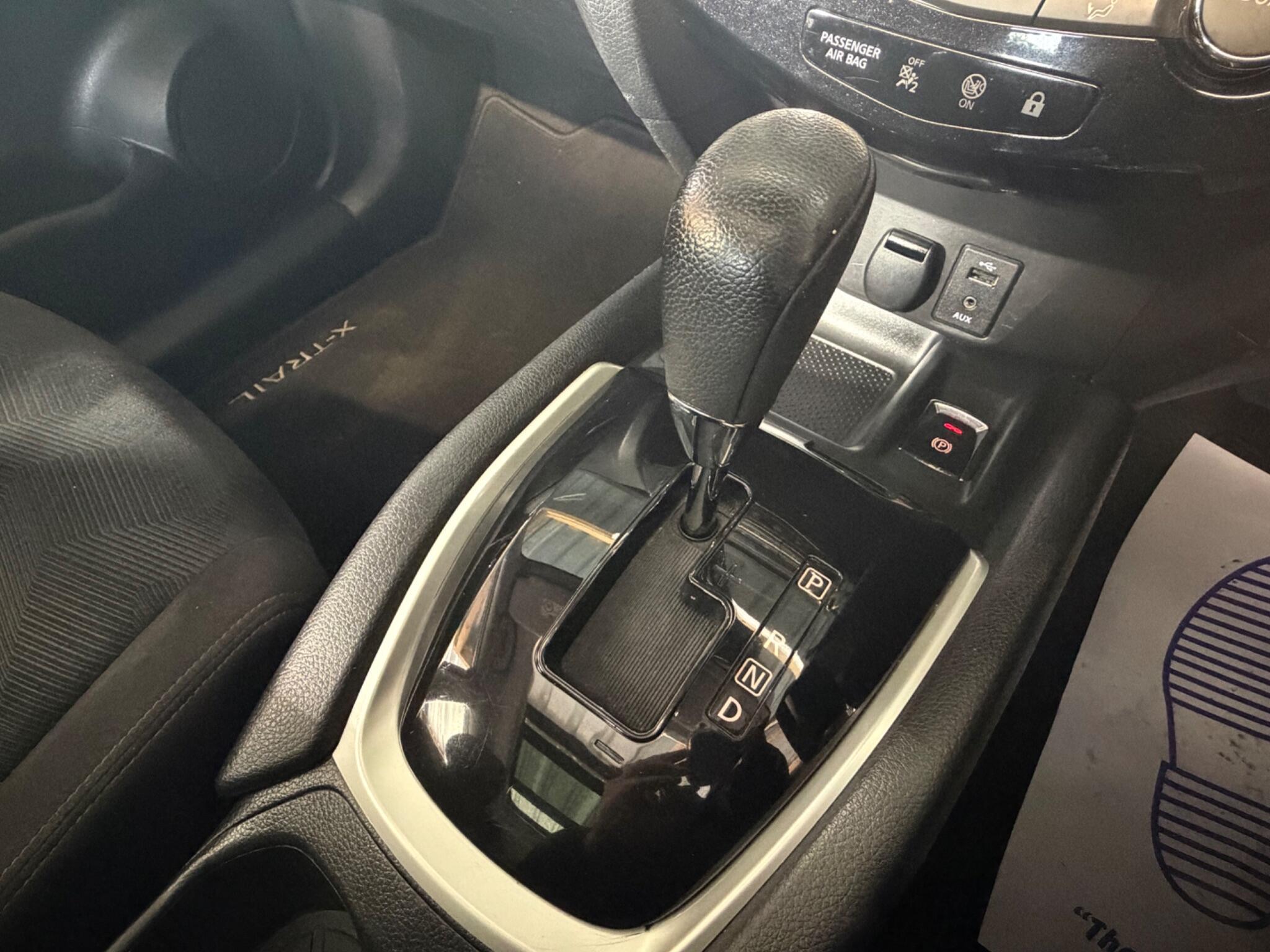 Nissan X-Trail view 17