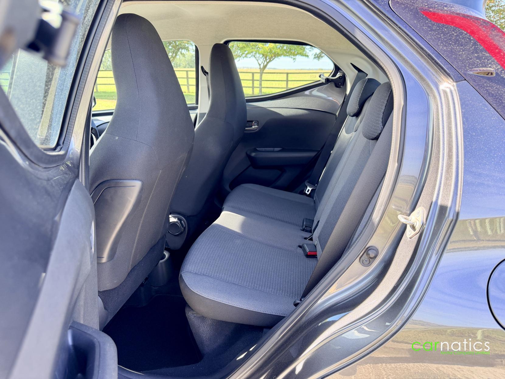 Toyota Aygo view 31