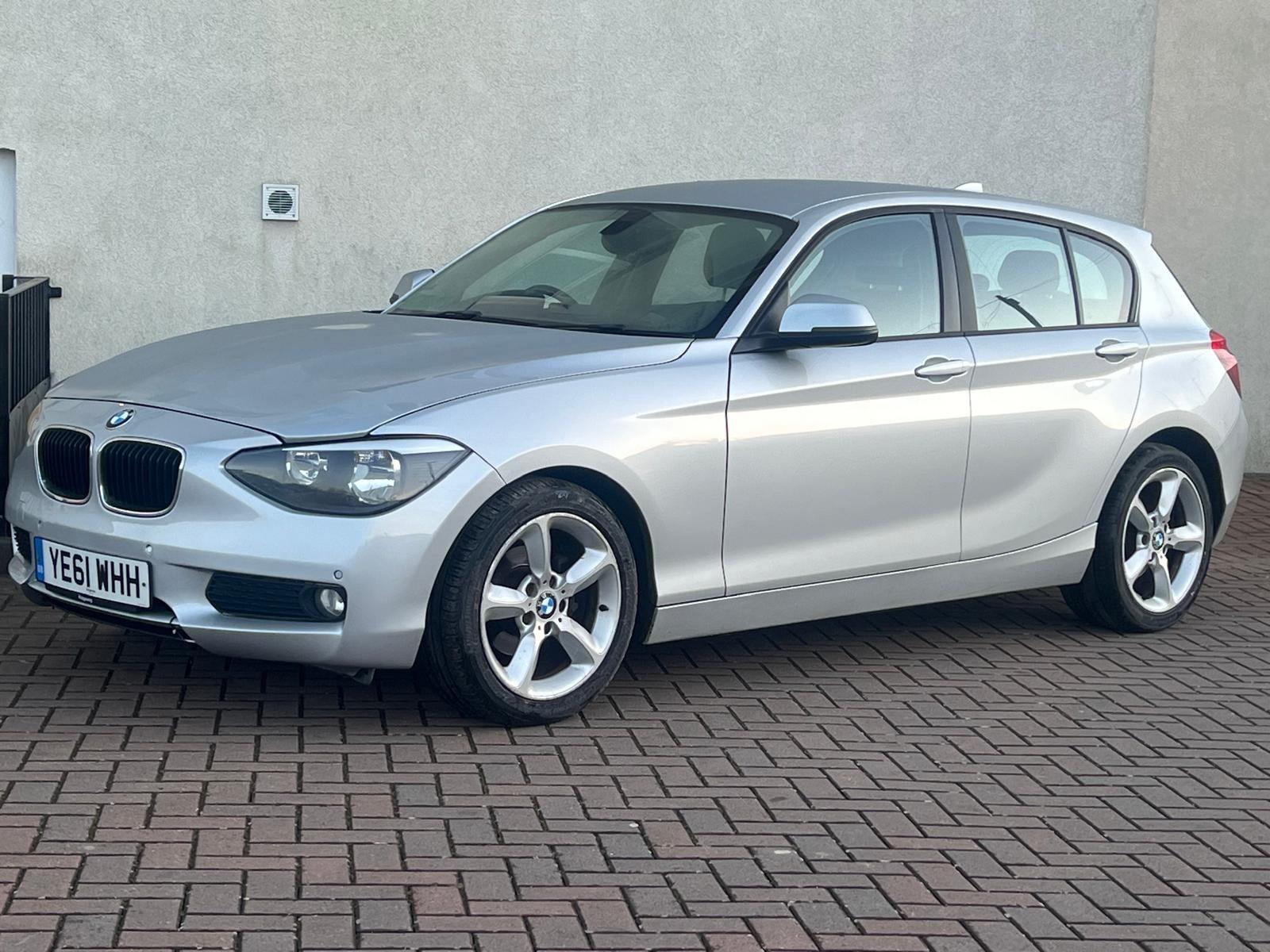 BMW 1 Series view 6