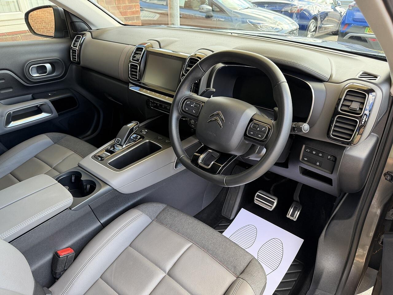 Citroen C5 Aircross view 8