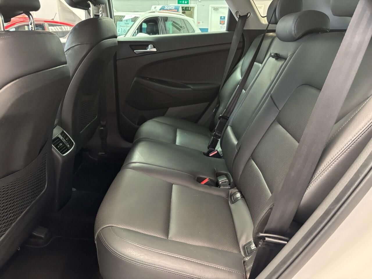 Hyundai Tucson view 22