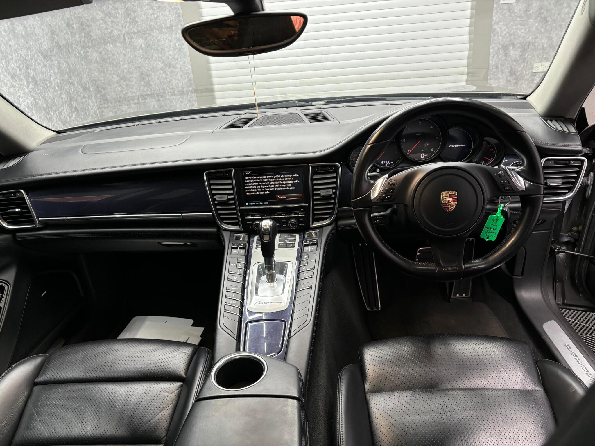 Porsche Panamera view 11
