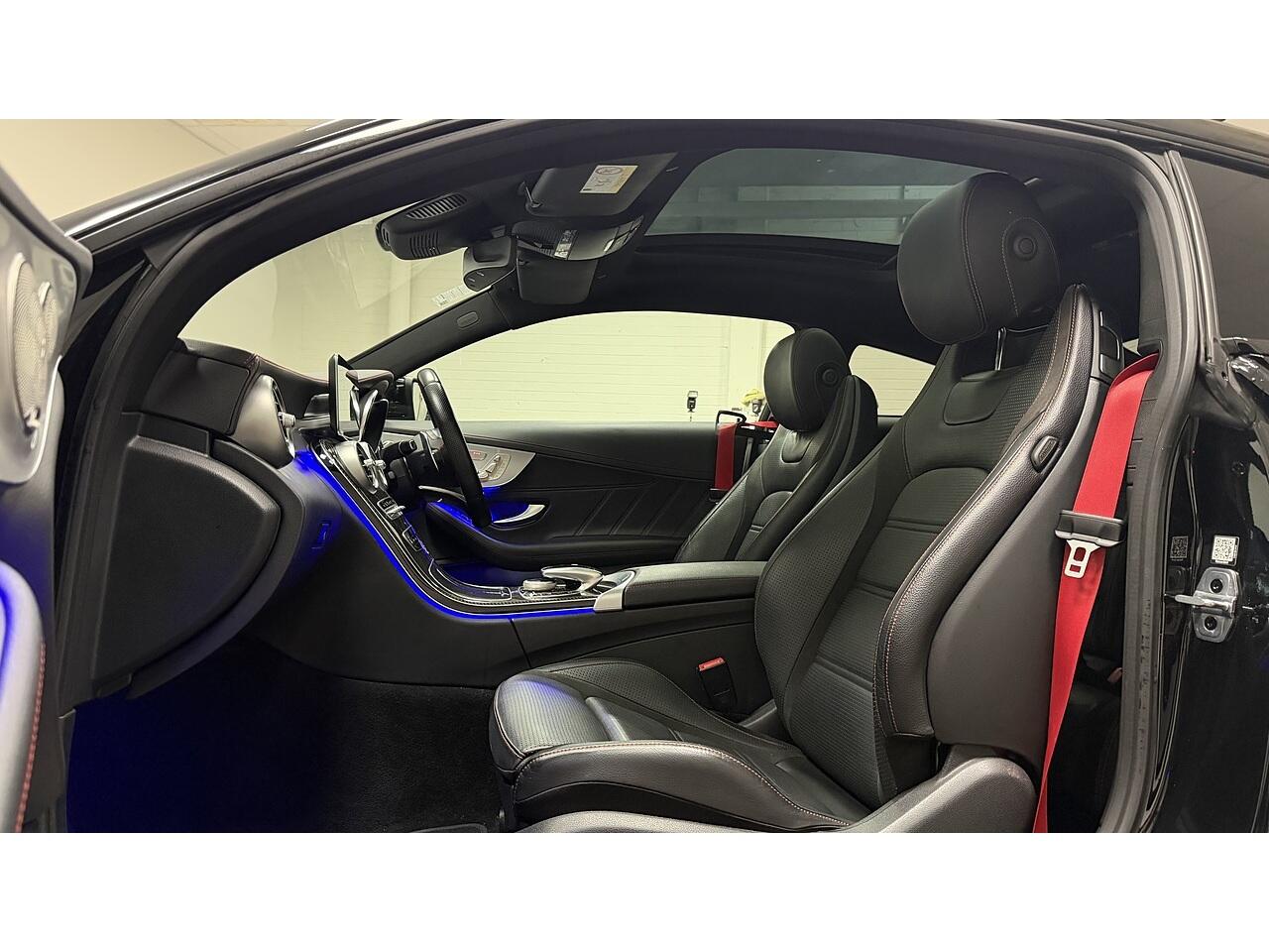 Mercedes-Benz C-Class view 16