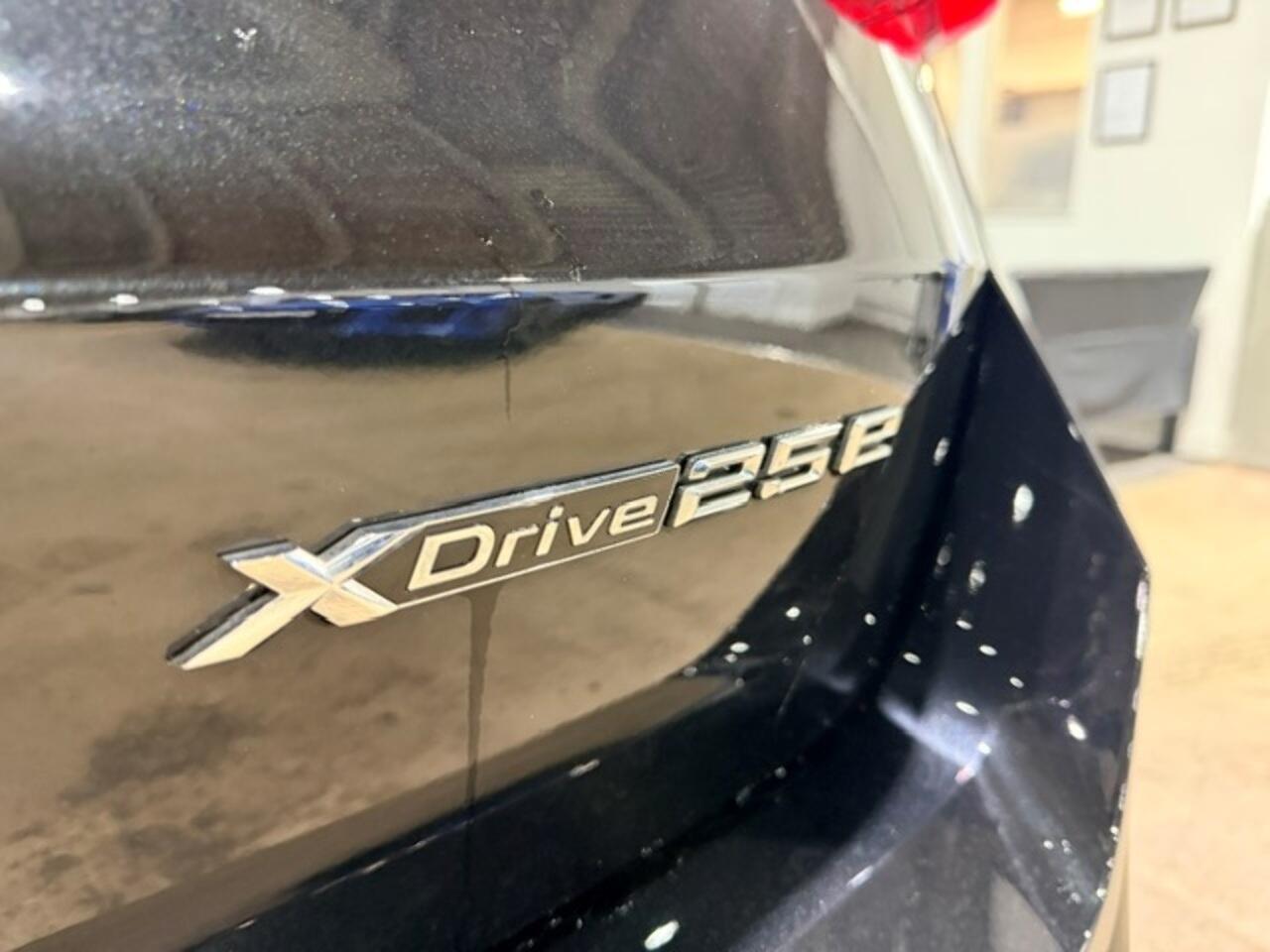 BMW X1 view 22