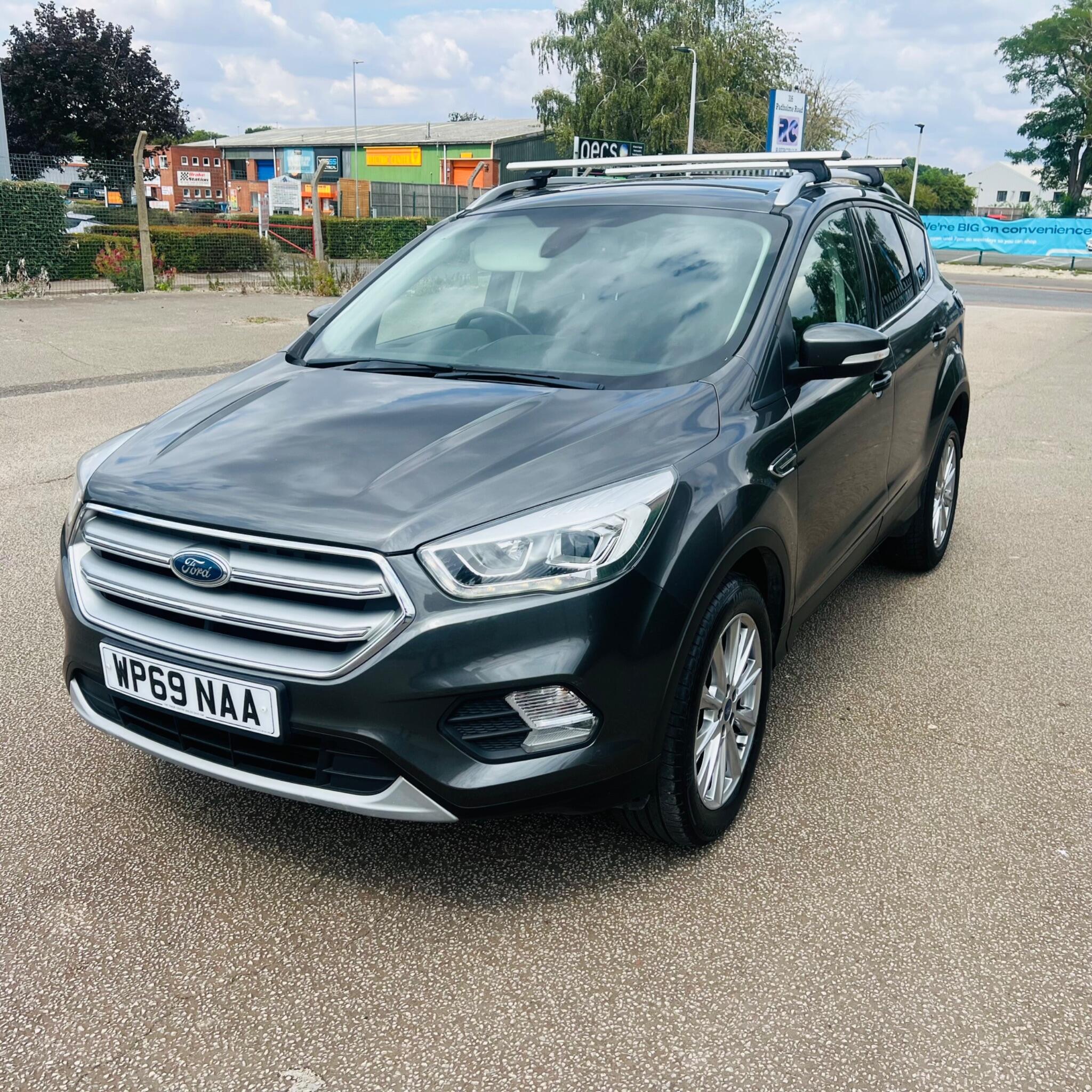 Ford Kuga view 5