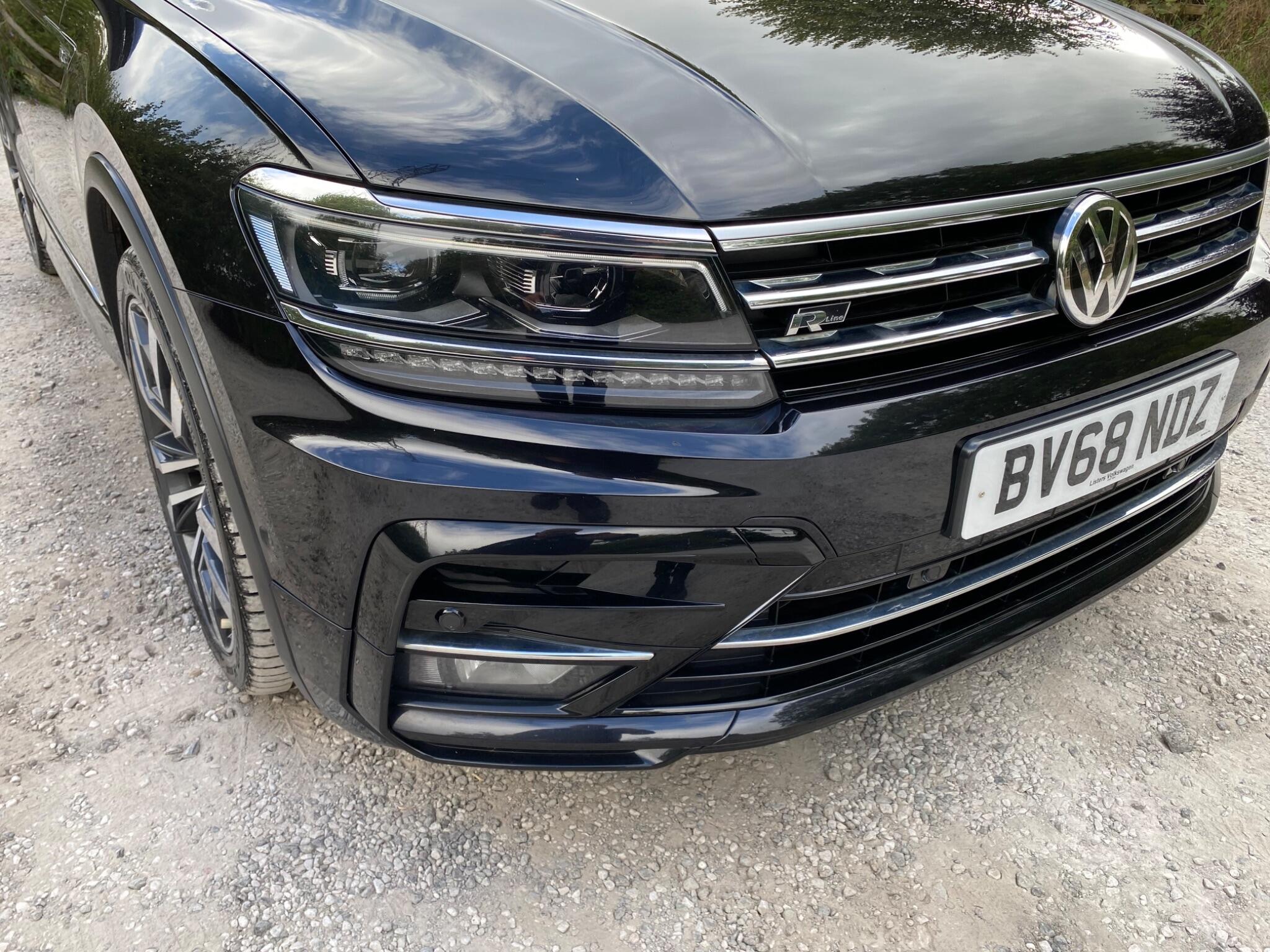 Volkswagen Tiguan view 24