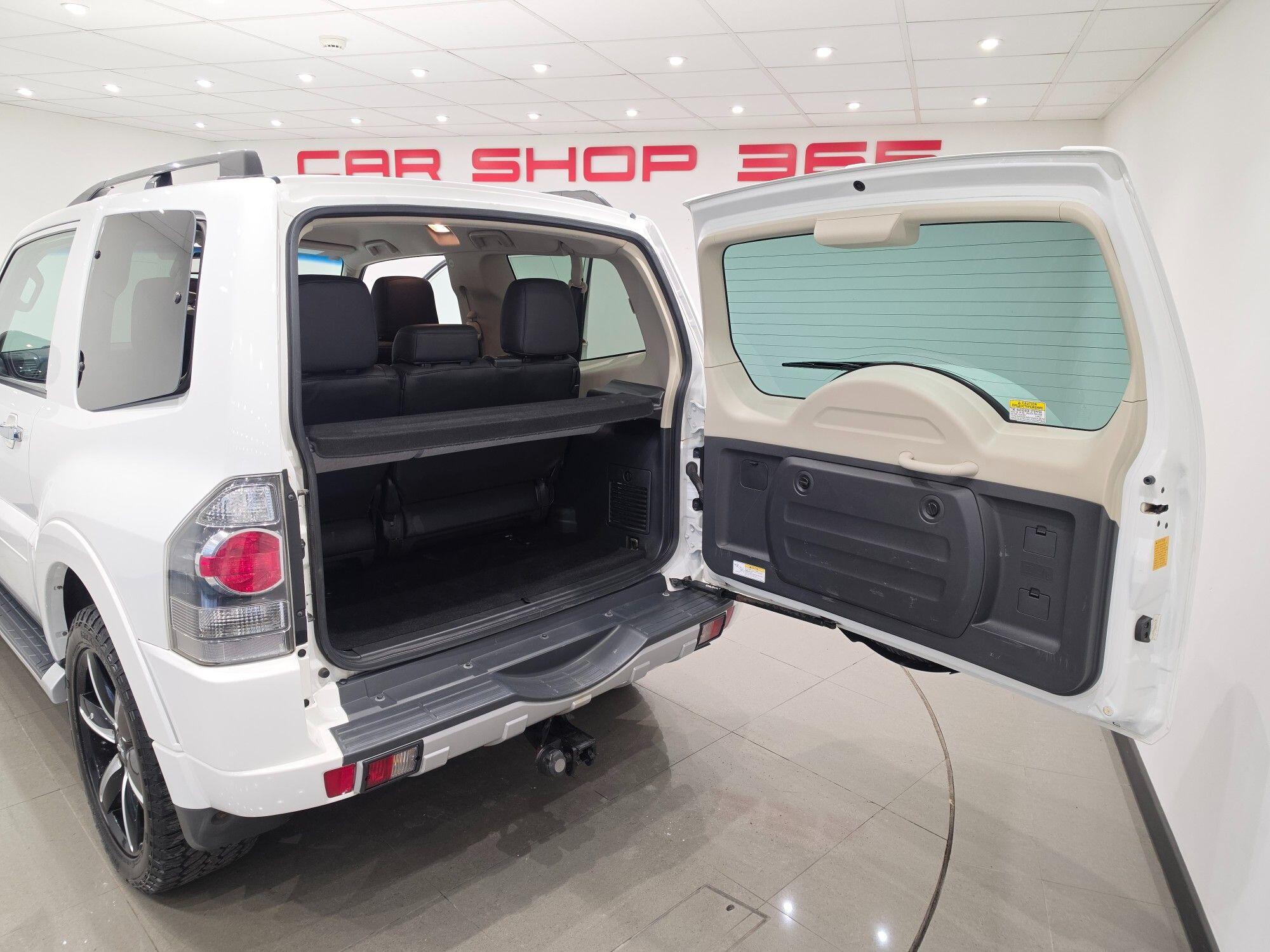 Mitsubishi Shogun view 87