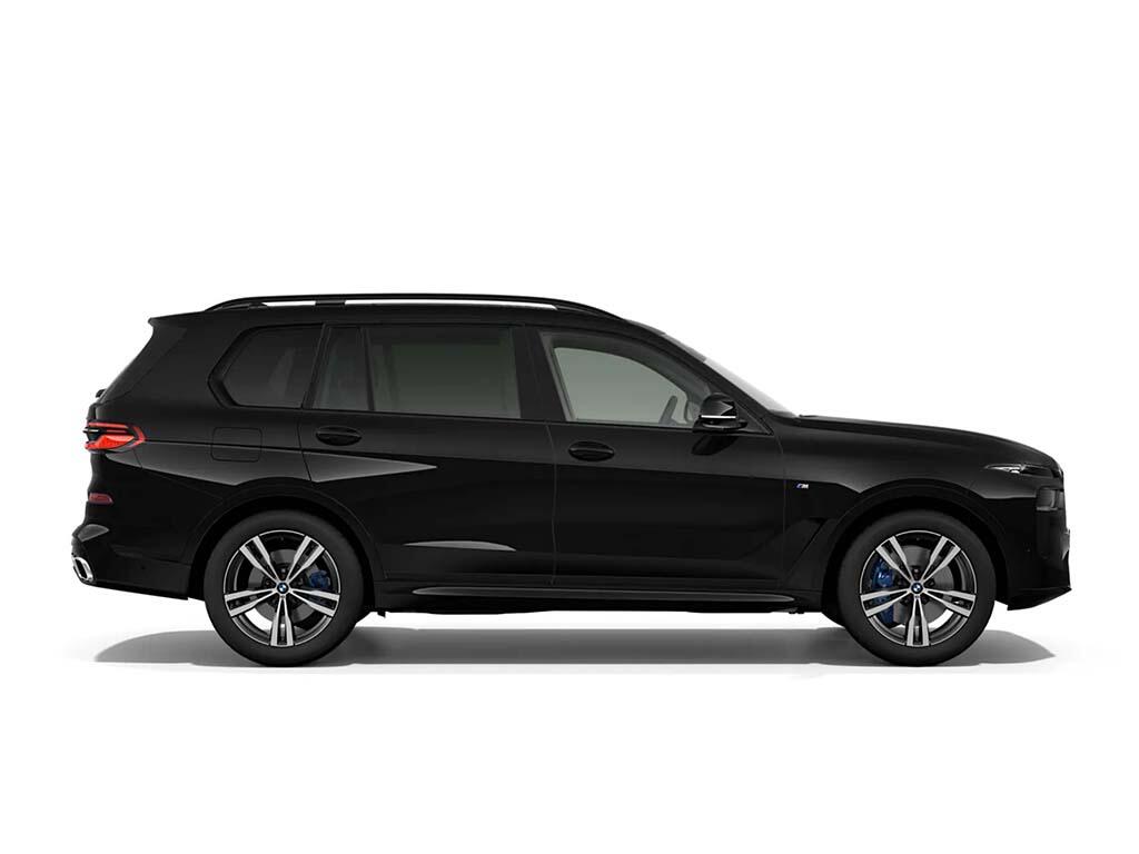 BMW X7 view 2