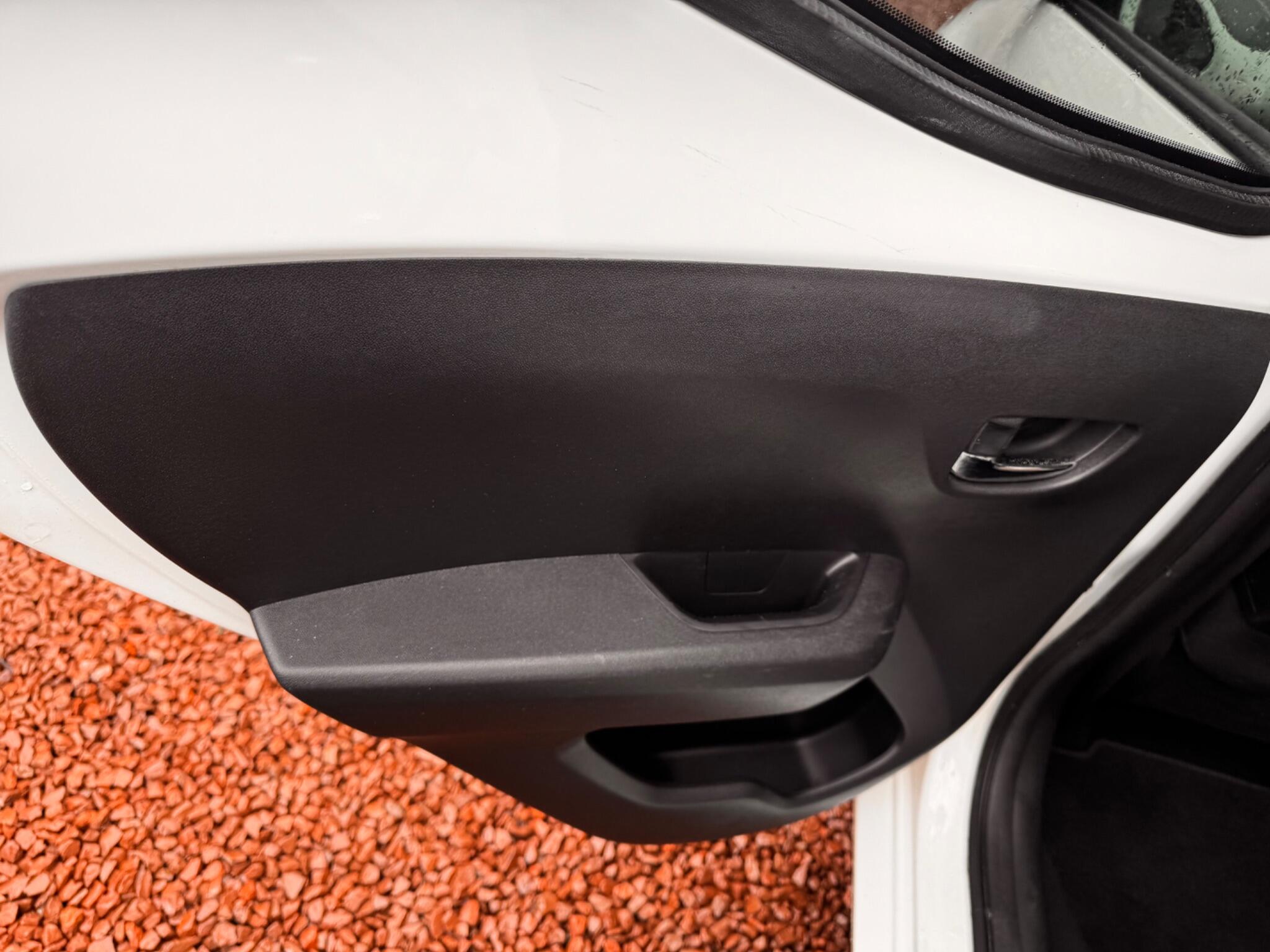 Toyota Aygo view 24