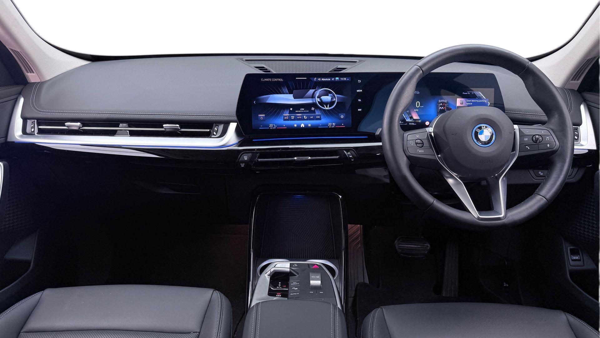 BMW X1 view 4