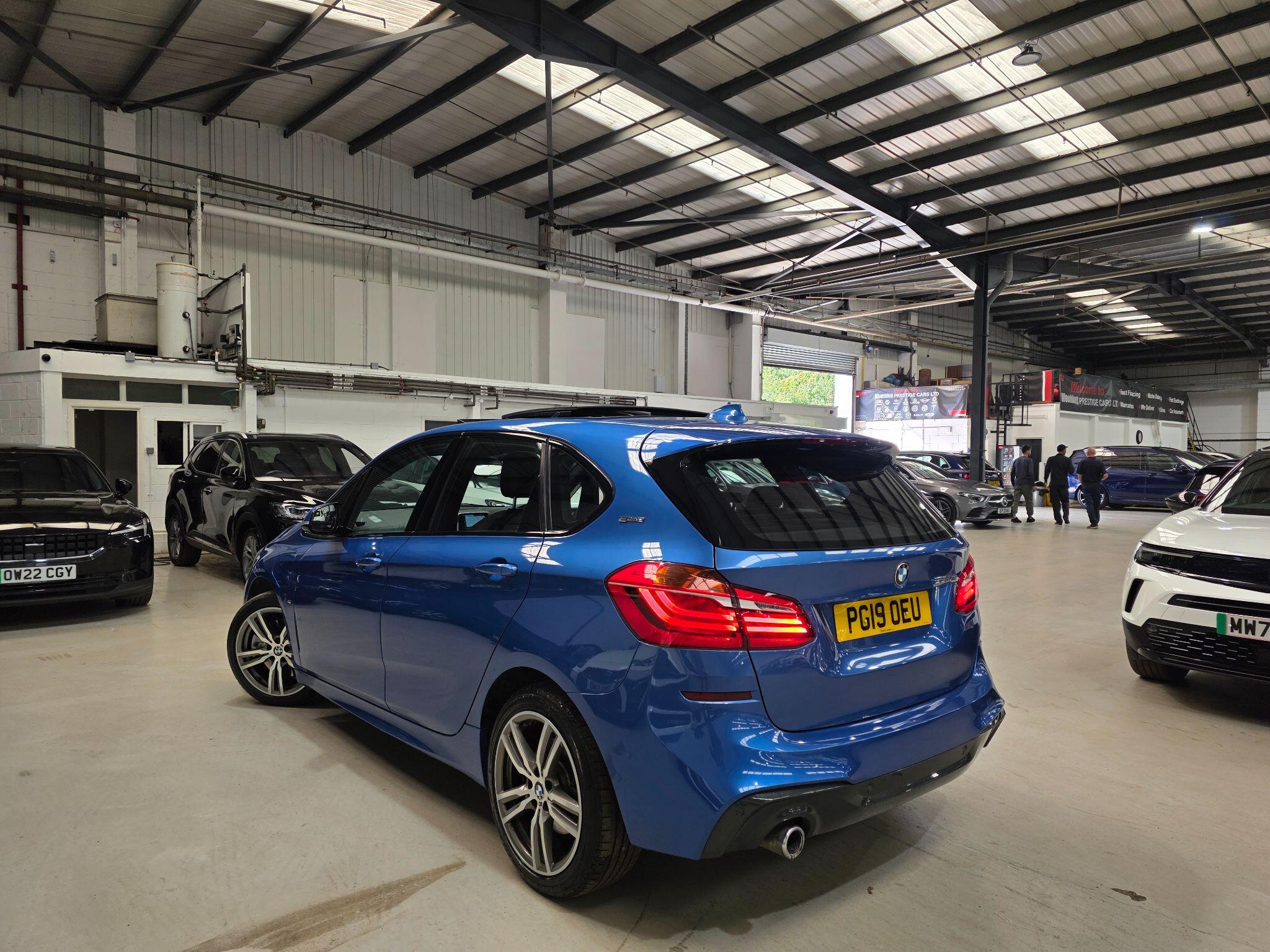 BMW 2 Series Active Tourer view 30