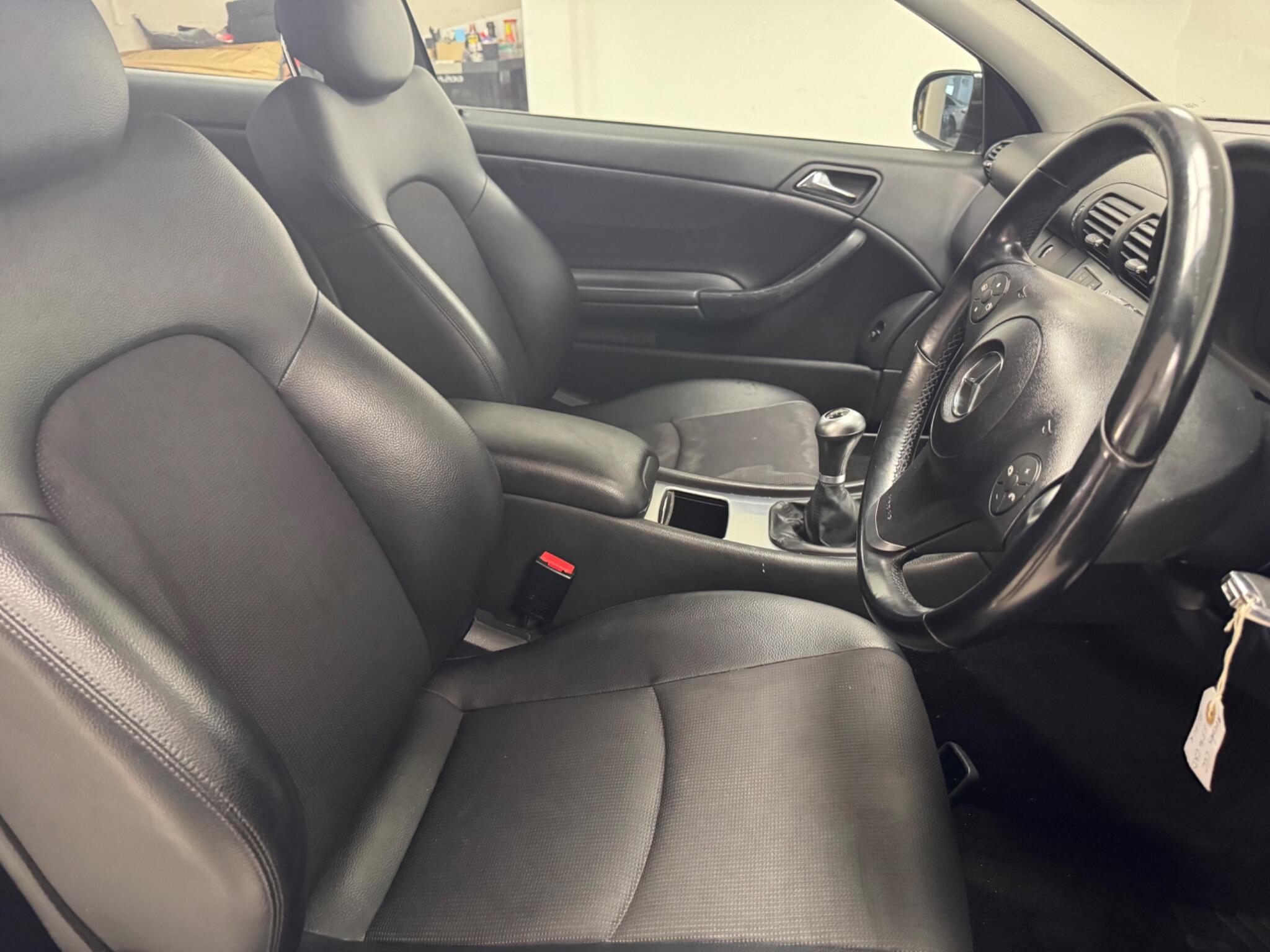 Mercedes-Benz CLC view 9