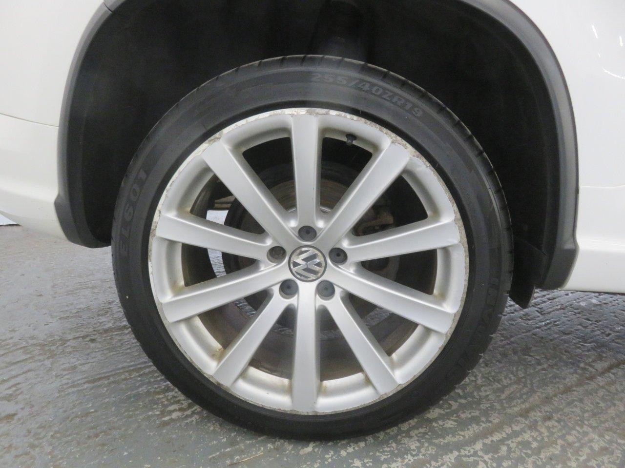 Volkswagen Tiguan view 59