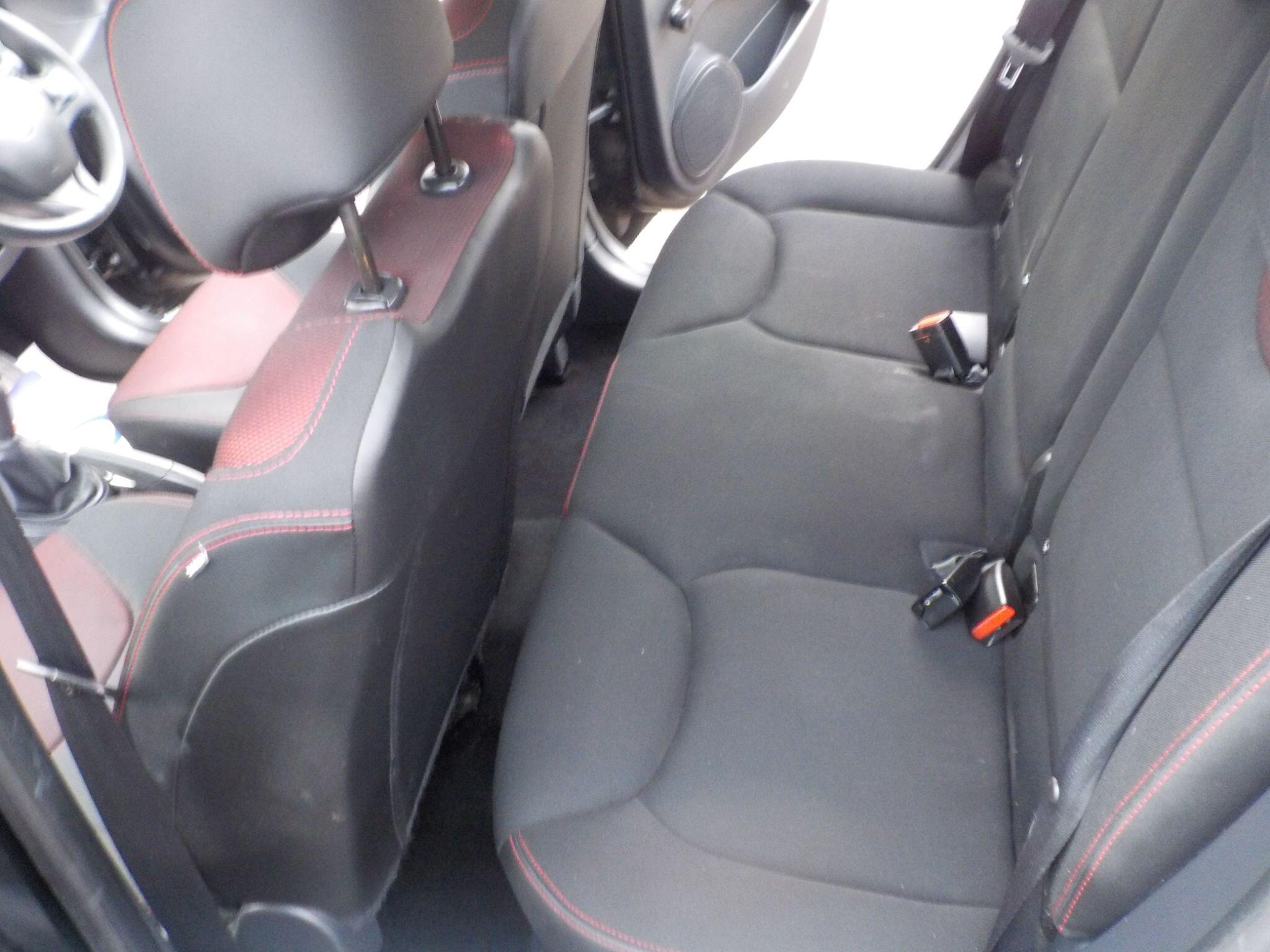 Renault Clio 1.2 16V Expression + Euro 5 5dr