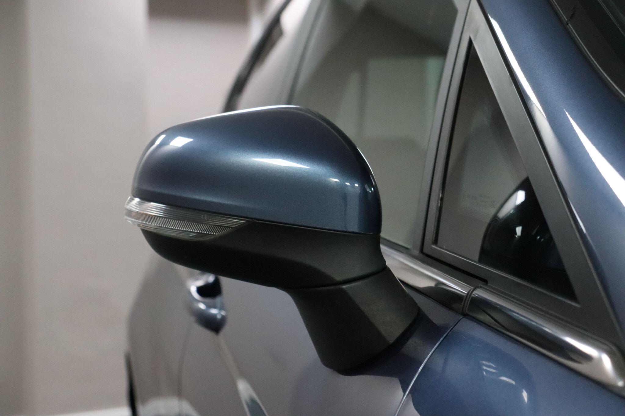 Ford Fiesta view 33