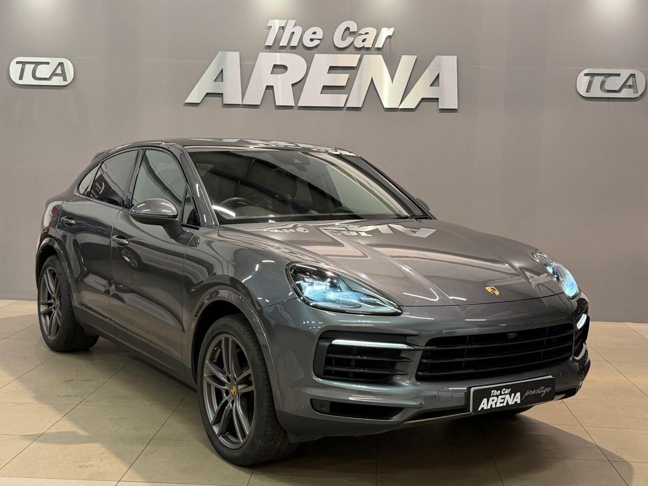 Porsche Cayenne view 7