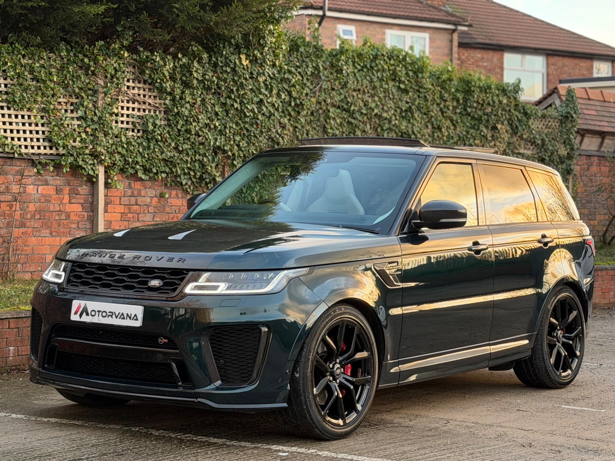Land Rover Range Rover Sport view 12