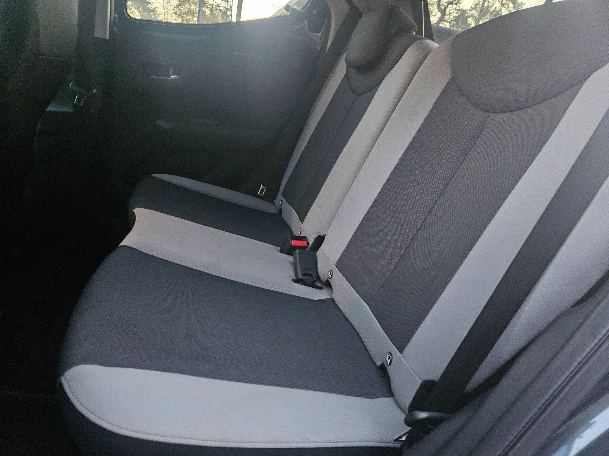 2018 Toyota AYGO 1.0 VVT-i x-press Euro 6 5dr • 14,600 miles image 27