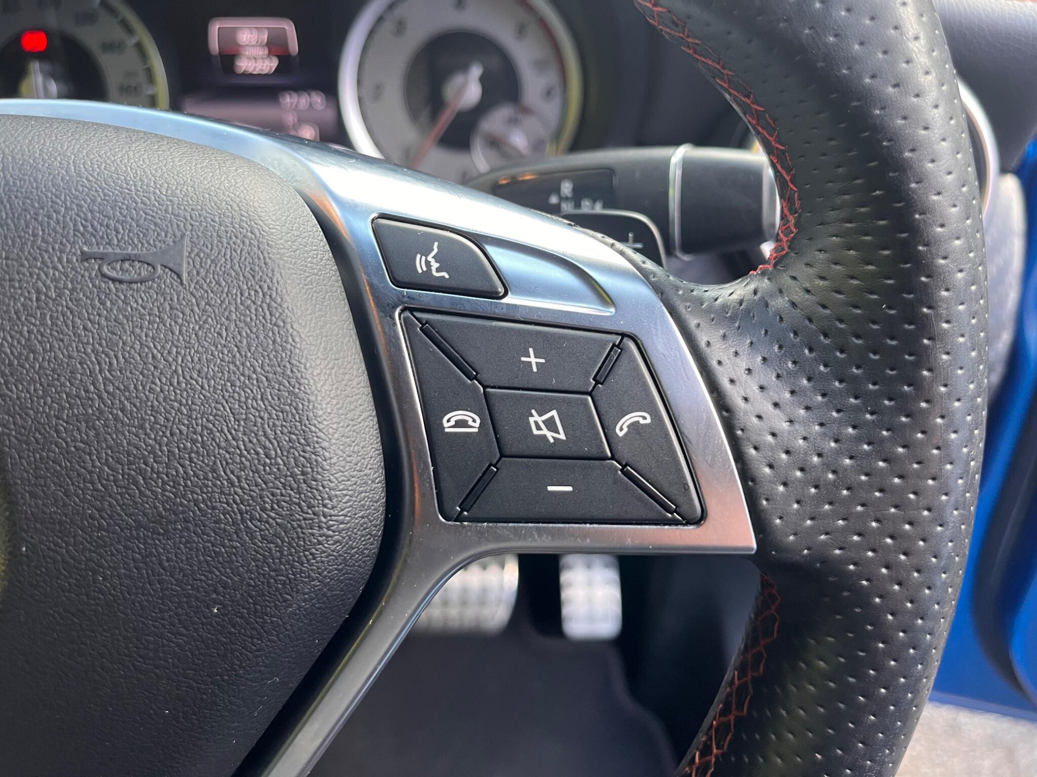 Mercedes-Benz A-Class view 29