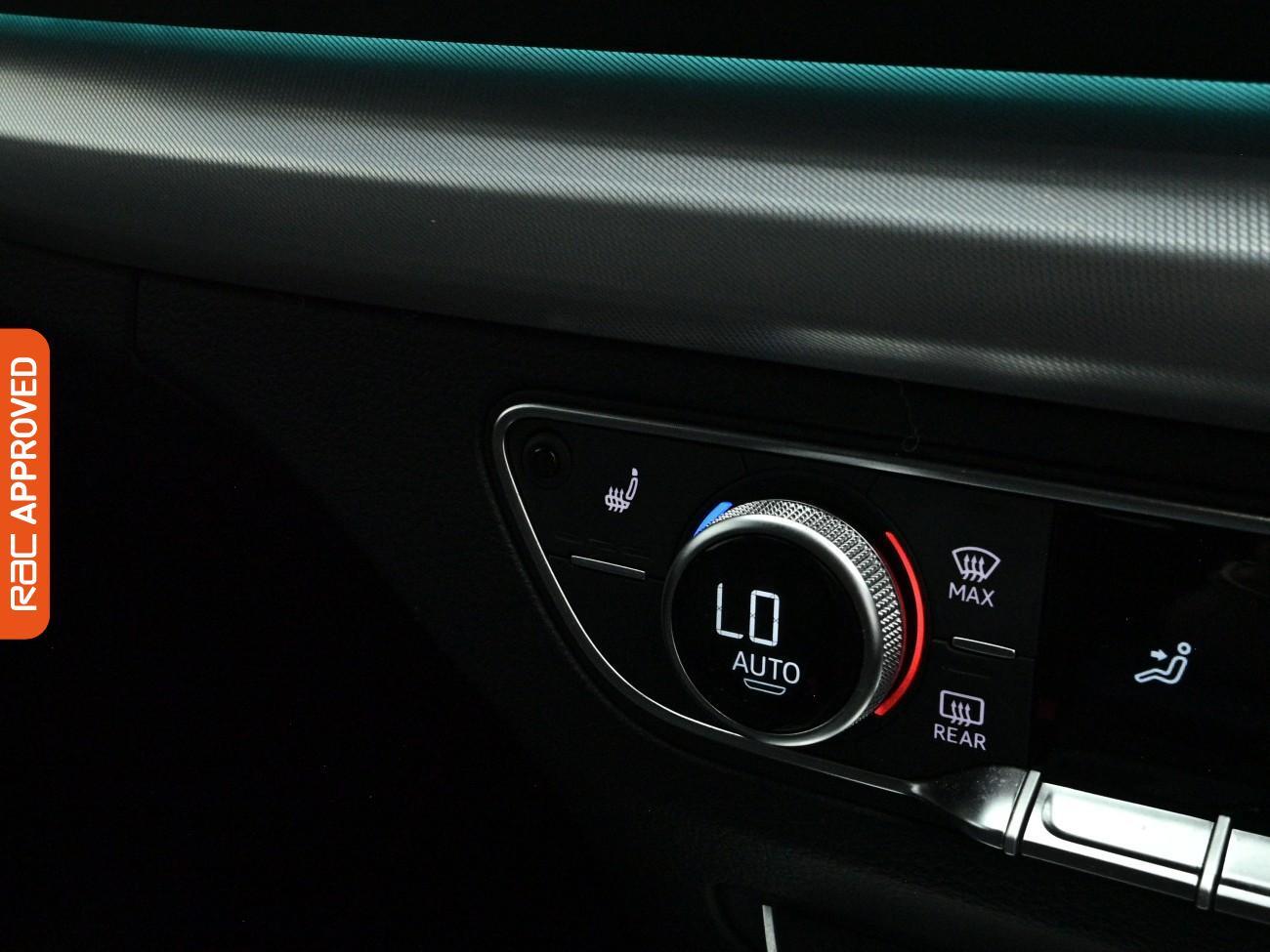 Audi Q5 view 19