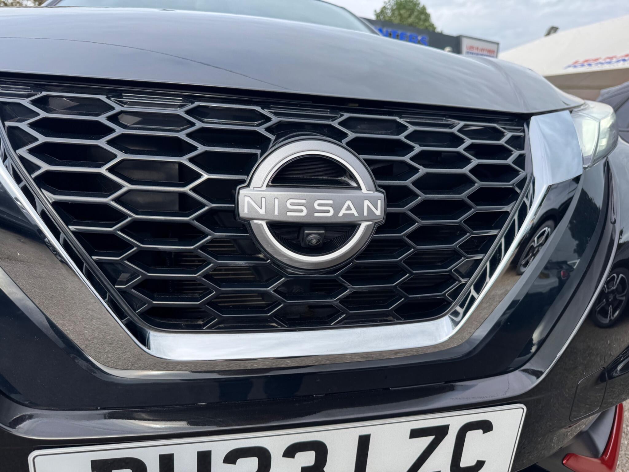 Nissan Juke view 27