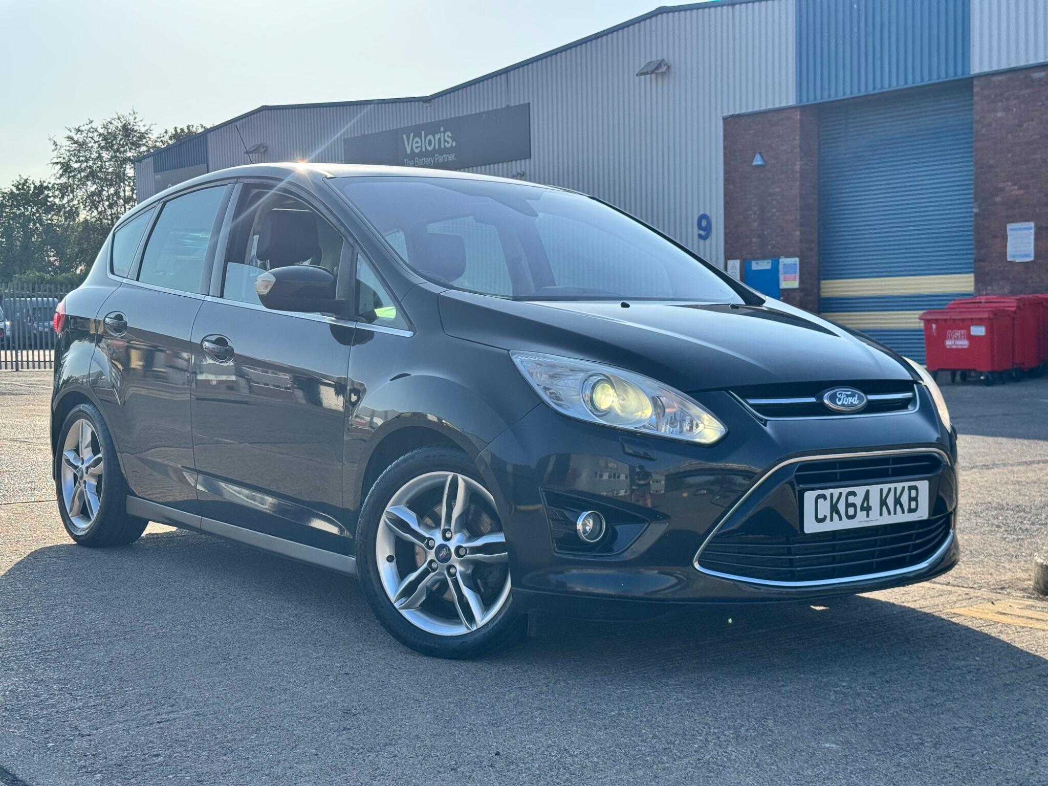 Ford C-Max view 5