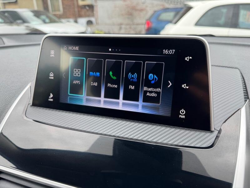 Mitsubishi Eclipse Cross view 21
