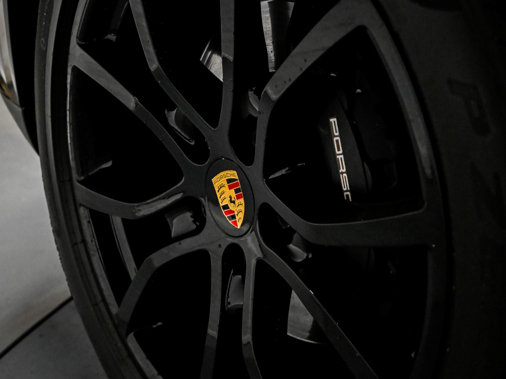 Porsche Cayenne view 50